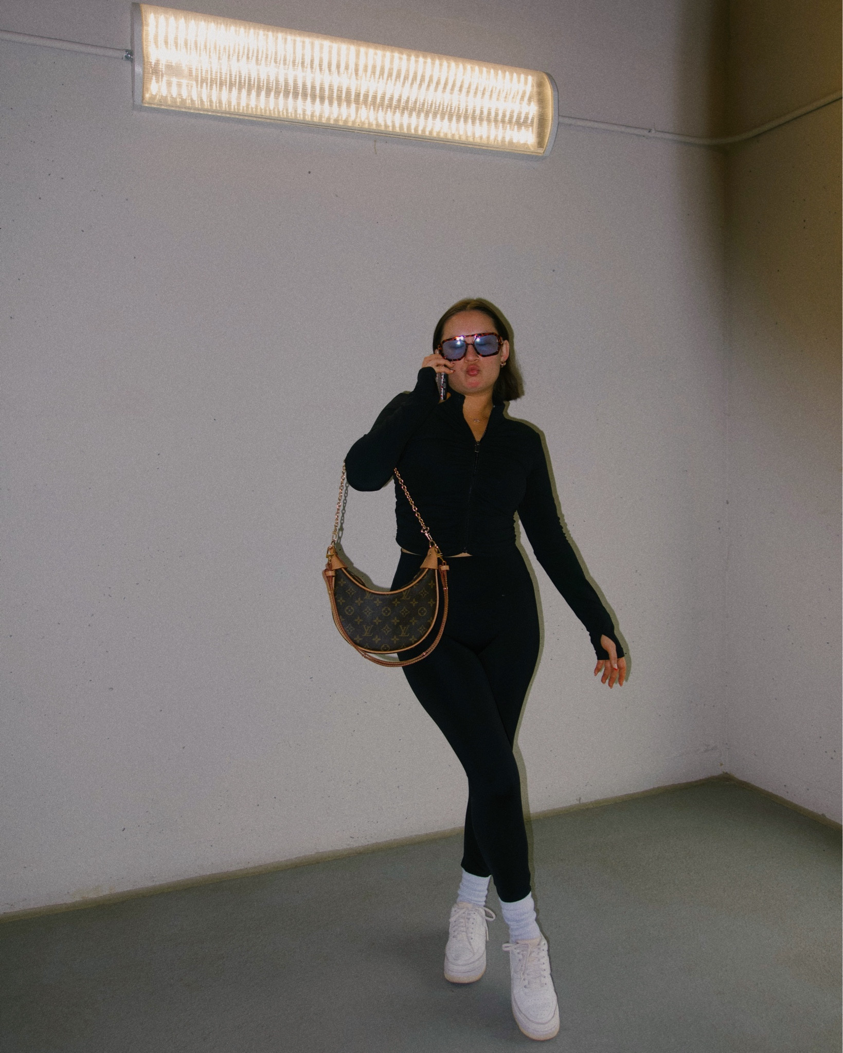 Casual but cute outfit for running errands🛒🚗
Wearing a size medium in the top & leggings!

#LTKActive #LTKFindsUnder100