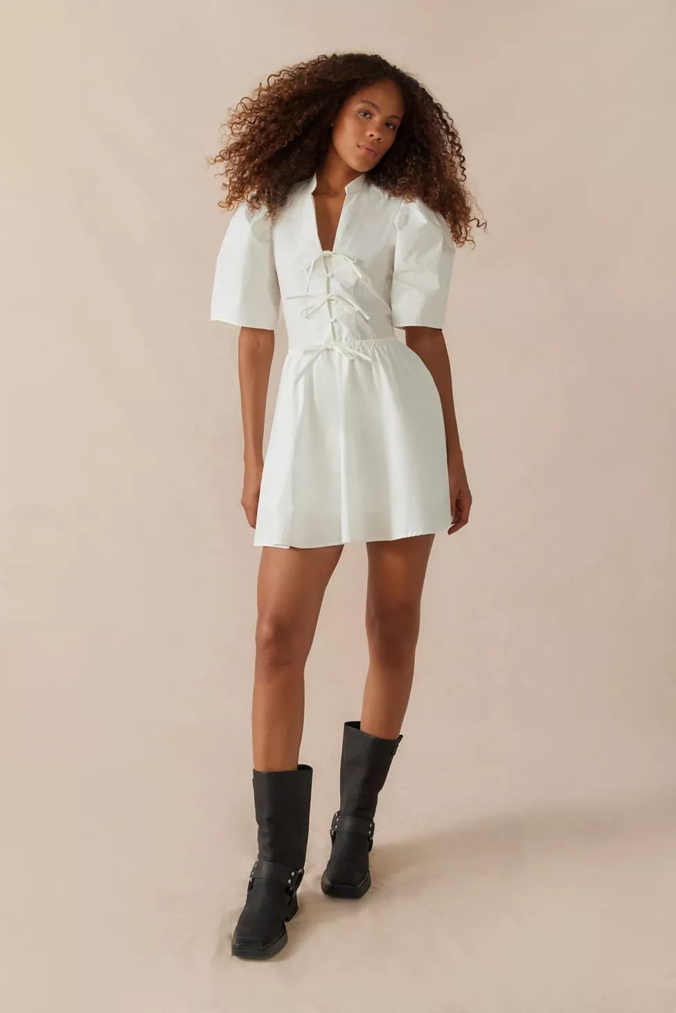 En Saison Felice Mini Dress Puff Sleeve Mini Dress | Urban Outfitters (US and RoW)