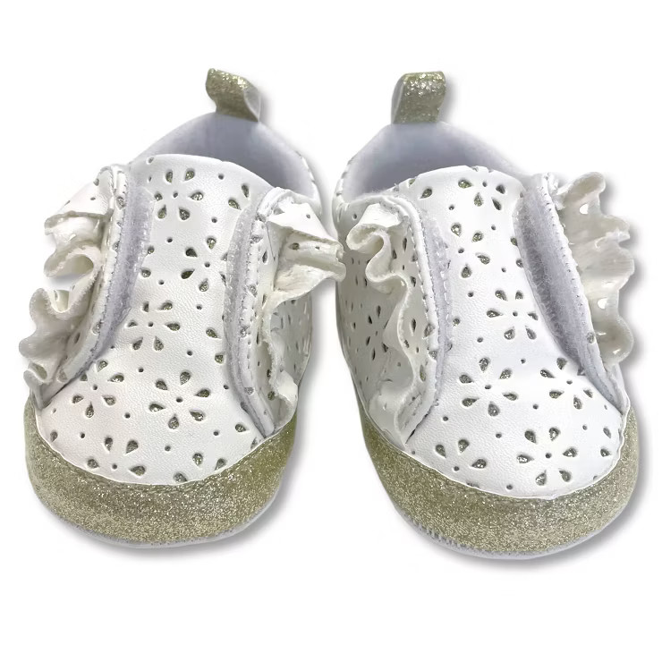 Baby Crib Shoes - Cat & Jack™ White | Target