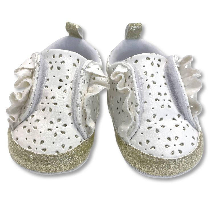 Baby Crib Shoes - Cat & Jack™ White | Target