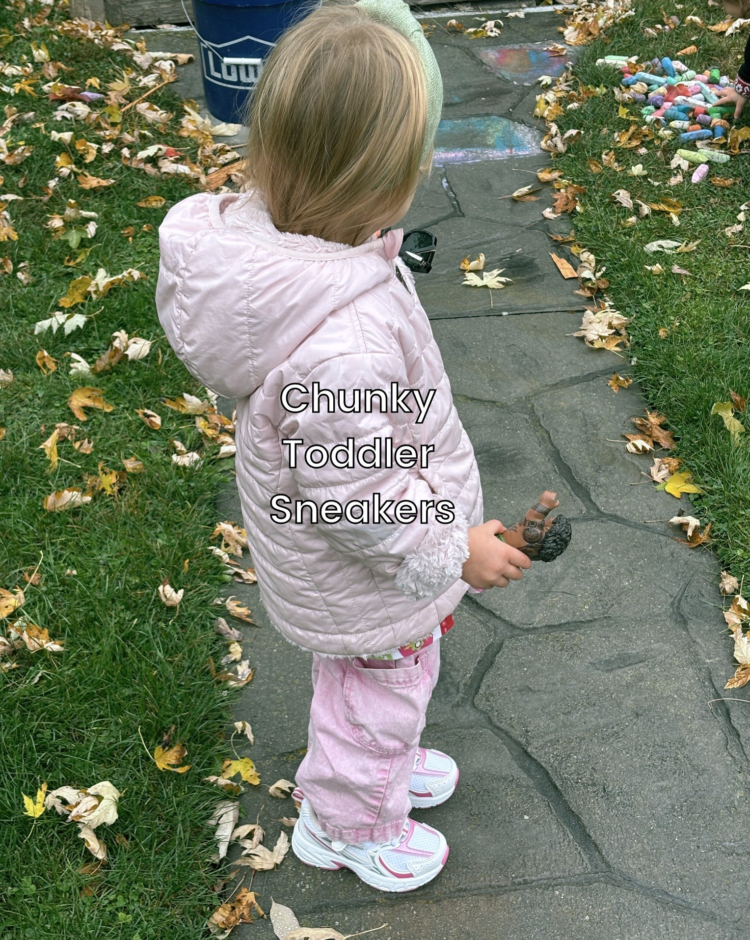 Squishy footbed, bendable bottom, easy on, and SO cute with all the chunky sneaker vibes. Matching avail for infant to mom!
