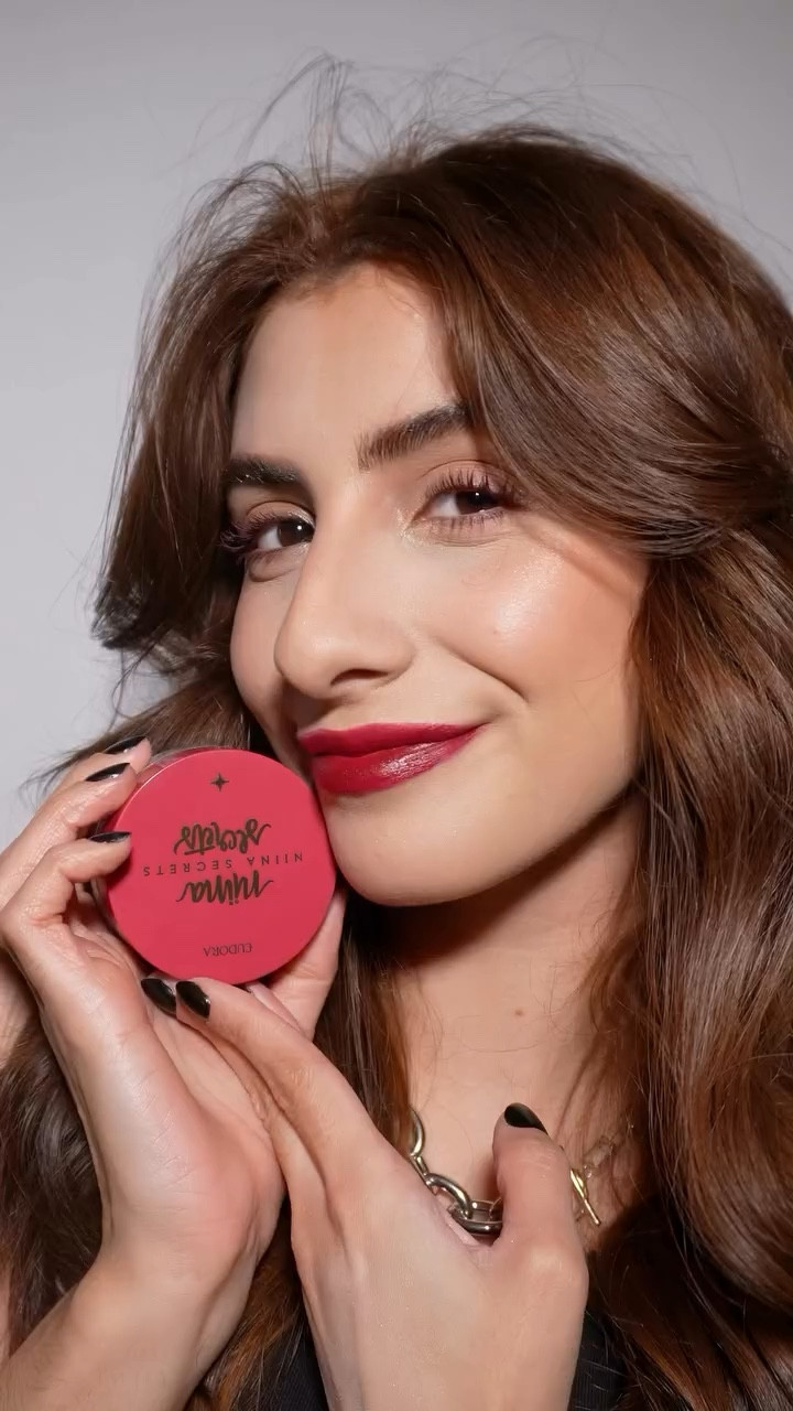 Vamo dar uma primeira testada no pó perfect match, novidade de Linha Niina Secrets? 

*conteúdo não patrocinado