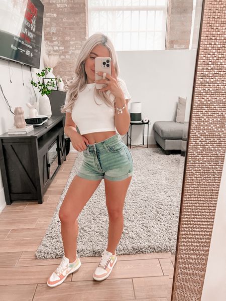 Spring outfit
Shorts
Crop top
Nike dunks
Neutral outfit 
Casual outfit
wedding guest
White dress
Taylor swift concert 
Jeans
Vacation outfit 
Spring dress
Travel outfit 
Maternity 
Travel outfit 
Maternity 
Nursery 
Swim
Sephora sale
Beauty sale 

#LTKstyletip #LTKfit #LTKtravel
