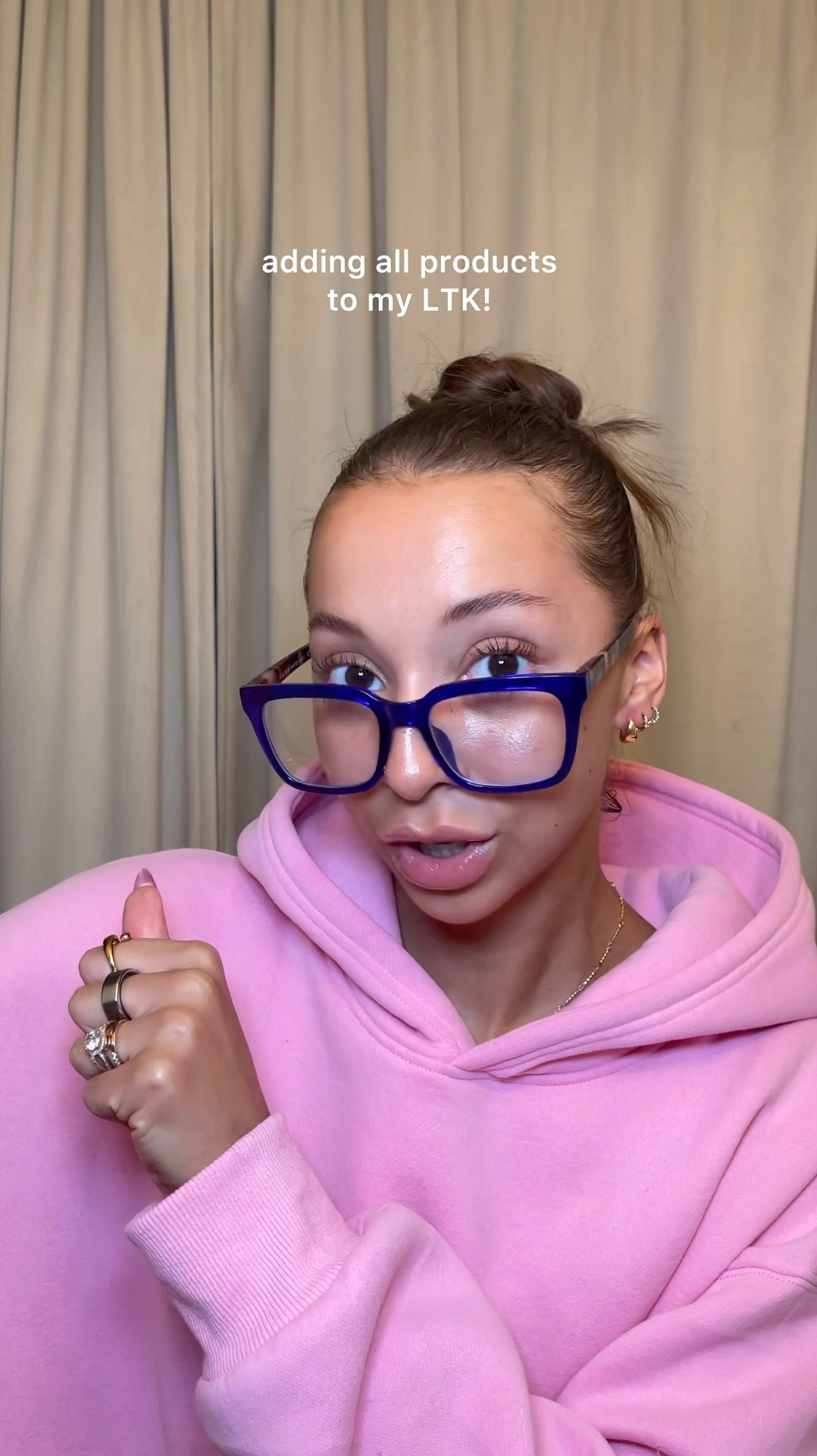 grwm for the gym 🎧🎀 this is my go-to no-makeup makeup for the gym / lazy days / any time i just want to look *alive* lol 💓 all products on my LTK!

products used:
@MERIT Beauty complexion stick in cream
@TANOLOGIST illuminating face bronzer
@LottieLondon brow wax
@LAWLESS Beauty forget the filler lip mask in sweet dreams
@YSL Beauty lash clash mascara
@target hoops & glasses
@Skylar Clean Beauty peach fields perfume 

xx