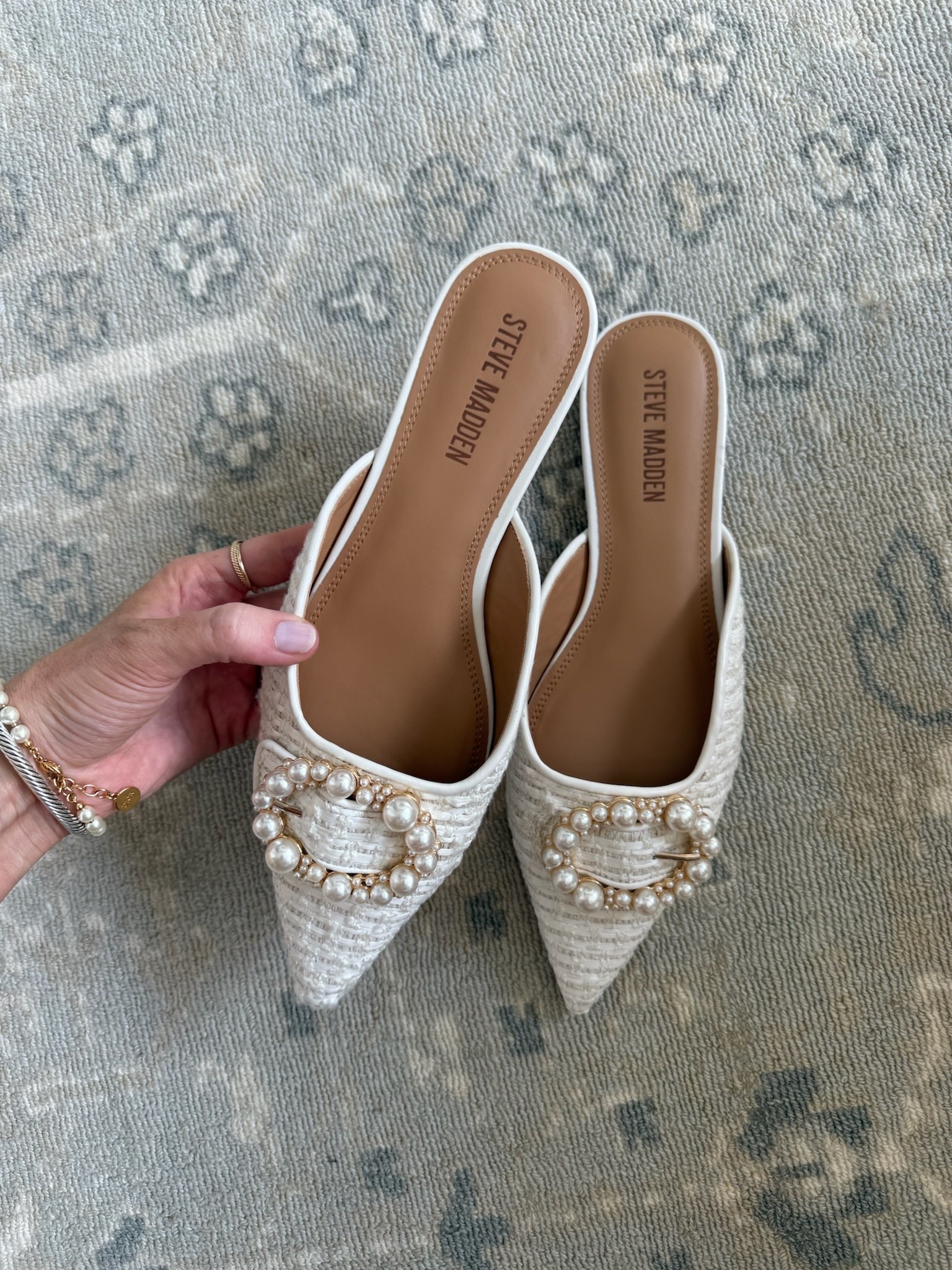 Obsessed with these pearl flats in the Nordstrom anniversary sale. These are a perfect transitional workwear flat. They run TTS. NSale shoes // nsale flats // work shoes // work flats // pearl flats // nsale slides 

#LTKShoeCrush #LTKWorkwear #LTKSaleAlert