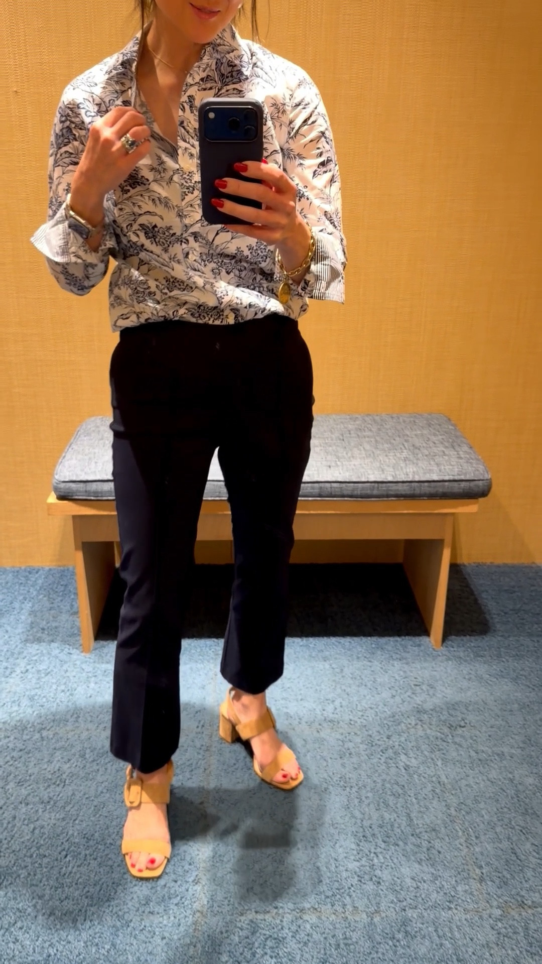 Love this blouse and pant from @jmclaughlin - great basics!

#LTKSeasonal #LTKdayinmylife #LTKWorkwear