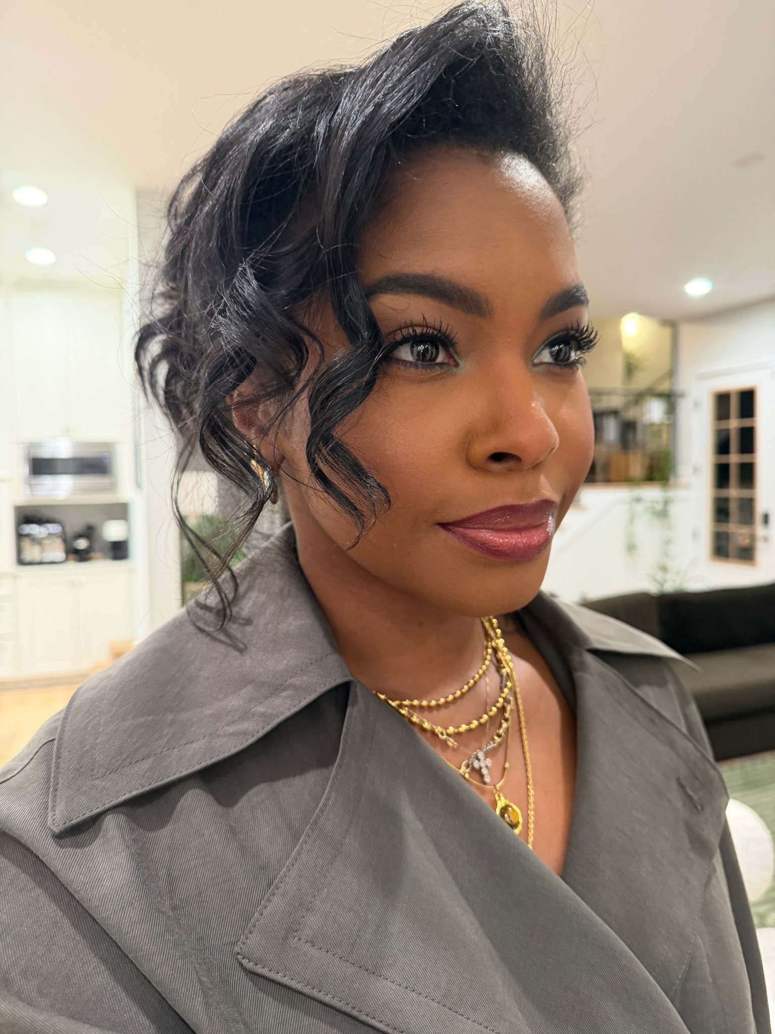 Lashes: bare affair
Liner: Nightmoth with a clear gloss. Make sure to blend 