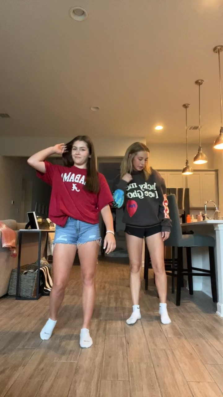 TikTok outfits 