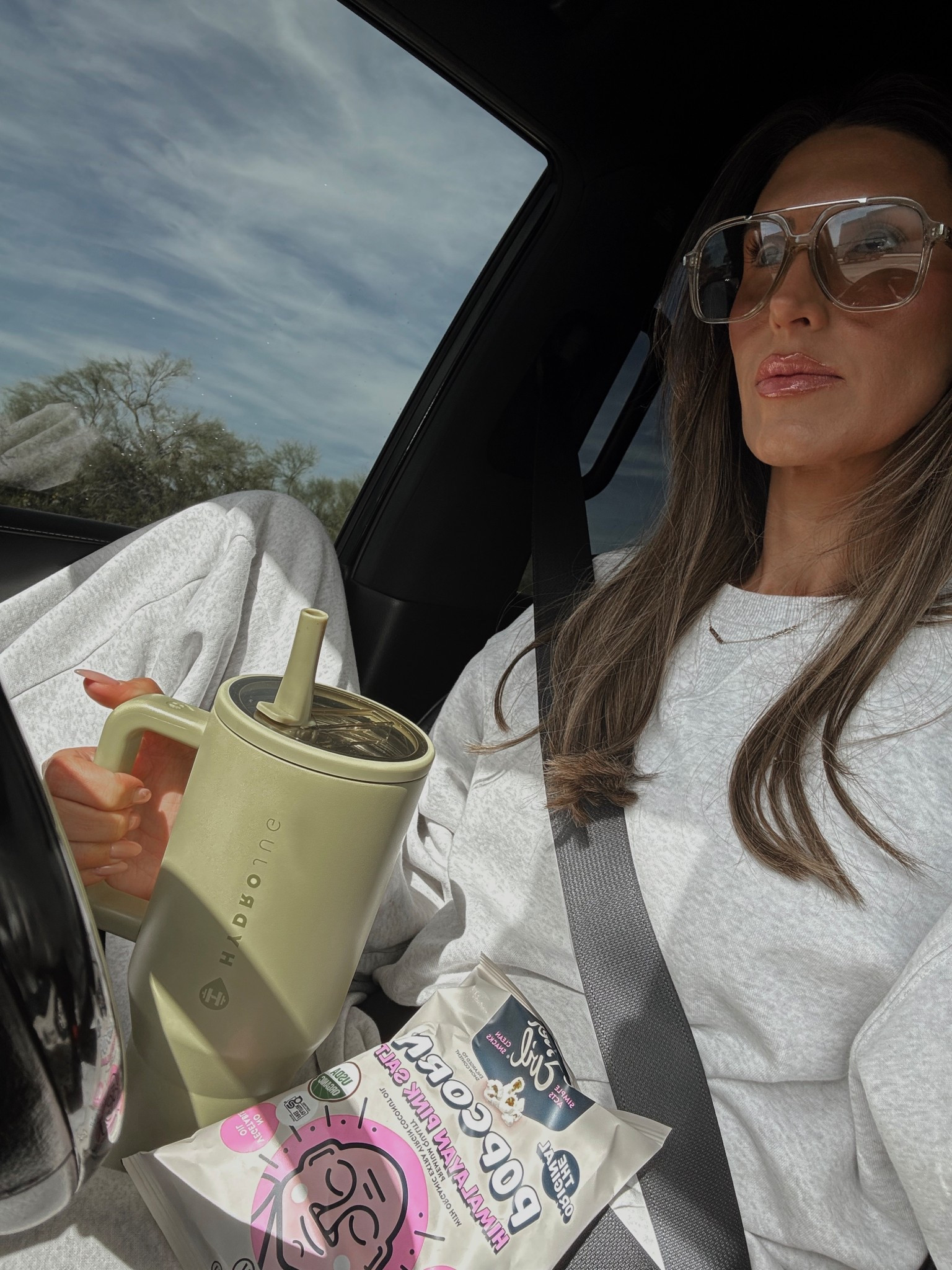 I think I’ve become a hydrojug girlie. Love this olive green 🫒🍸

School pick up in sweats of course ( Tall girl approved )

#LTKootd #LTKTall #LTKmomlife