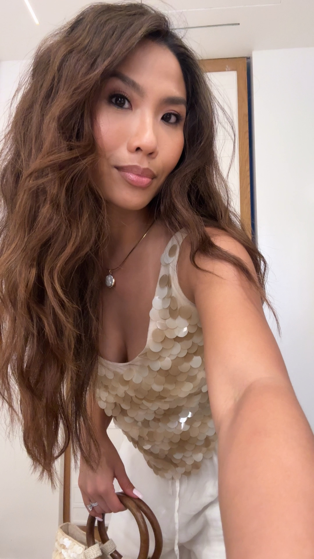 this shell top 😍 one of my fav outfits from vacay! 

sizing:
Top - sized up to S 
Linen pants - tts, XS Classic length
Sandals - sized up 1/2 size 

bag and earrings sold out but linked similar!

#LTKootd #LTKPetite