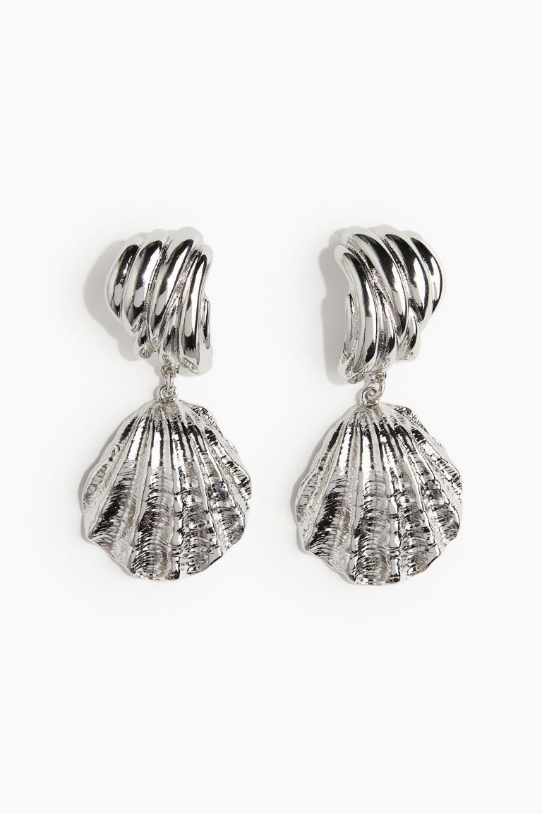 Shell-shaped Pendant Earrings | H&M (US + CA)