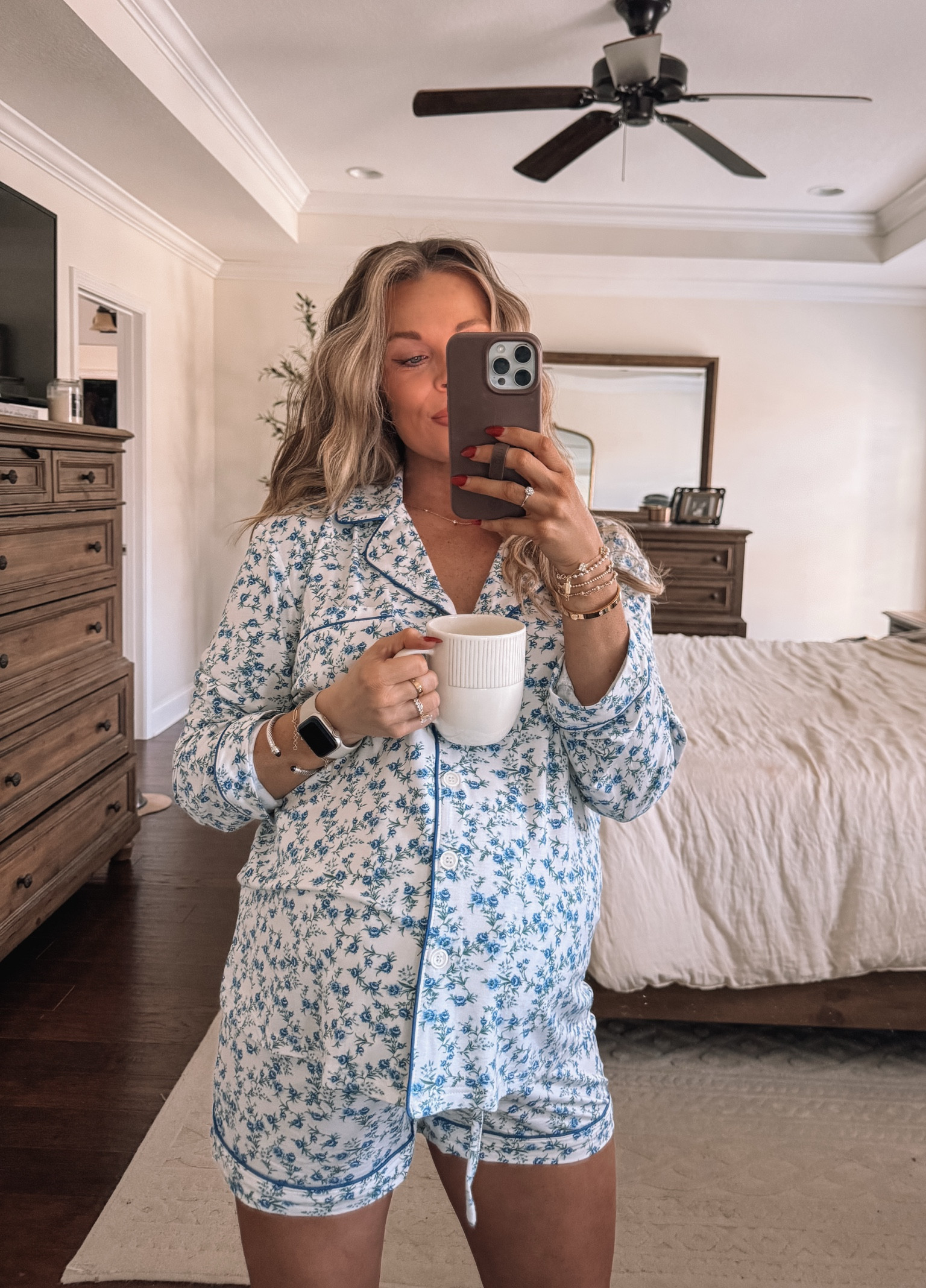 Obsessedddd with these blue floral pjs! 🦋🤍 Wearing size medium! They’re SO comfy! Grab yours for 20% off with code LAURAG20! ✨ 

Self tanner shade is “platinum” — code LAURAELIZABETH for a free self tanning mitt w any purchase! 

#LTKBeauty #LTKStyleTip #LTKBump