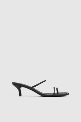 Minimal Strap Heel - Black | St. Agni (US, UK, EU)