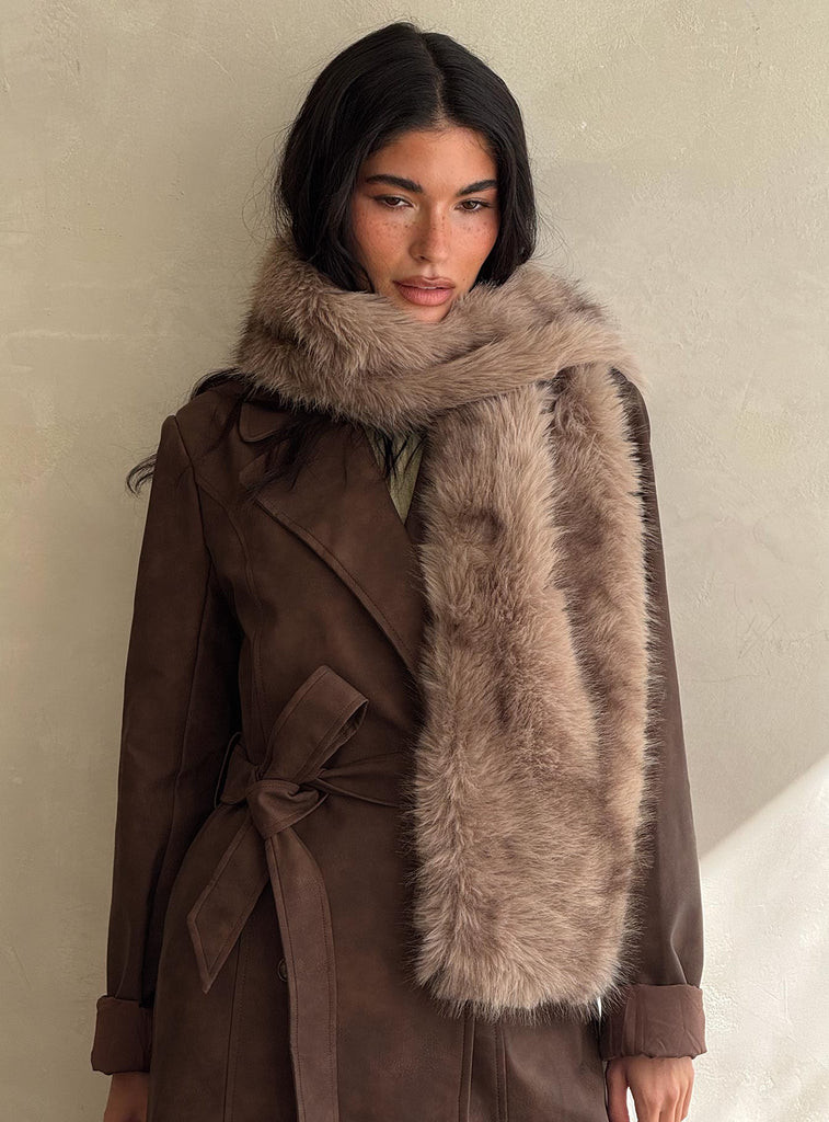 Freeze Fluffy Scarf Brown | Princess Polly US