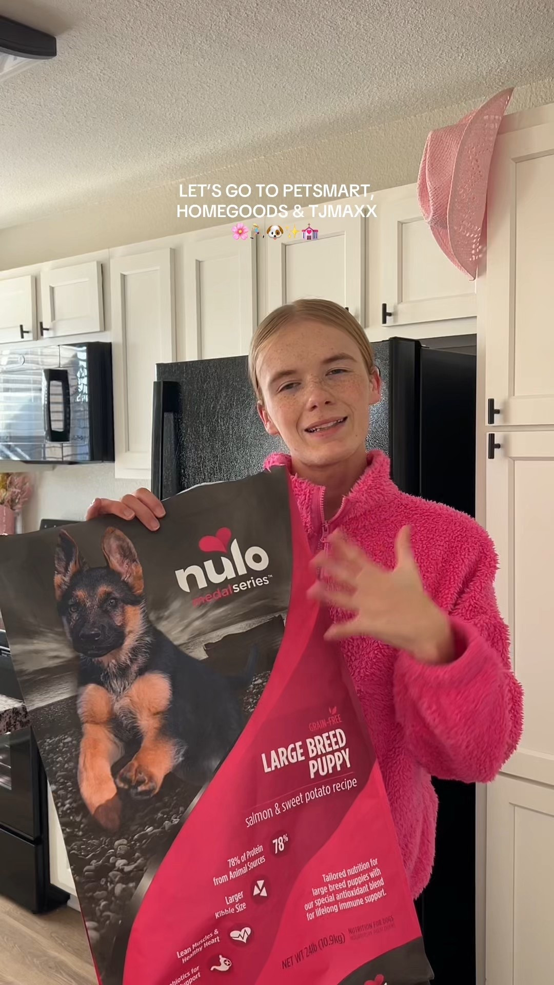 got my errands done for the day! 🌸🏃🏼‍♀️🐶✨🤍 since I was going to be on the petsmart side of town I thought I might as well pop in some of the stores! I haven’t found a bunch of stuff in there recently since it’s been so full of holiday decor! Hoping they get some basics soon!

#LTKdayinmylife #LTKvlog