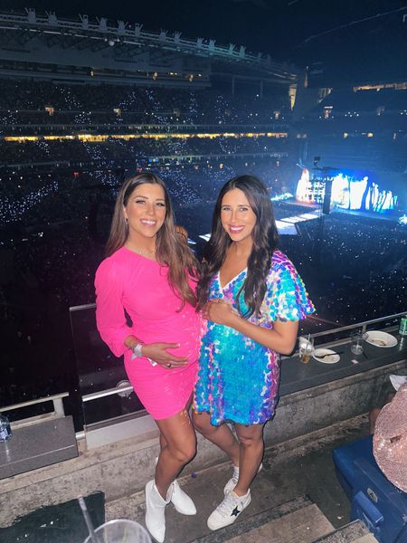 The Eras Tour with my sissy was seriously the best🥹

Sharing both of our outfits here! 

My dress: medium 

Dressupbuttercup.com 

#Dressupbuttercup



#LTKstyletip #LTKSeasonal #LTKbump