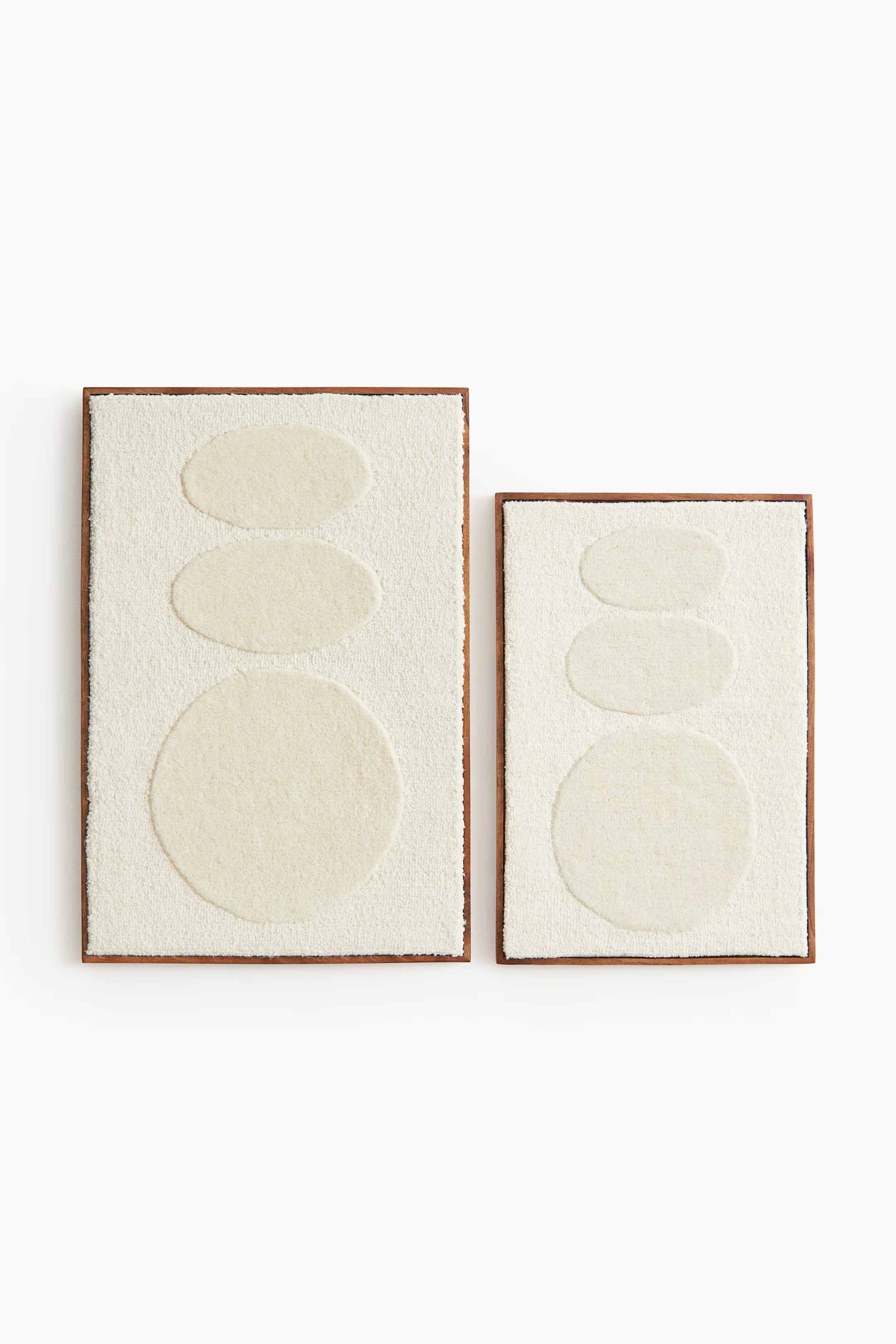 Textured wall art | H&M (UK, MY, IN, SG, PH, TW, HK)