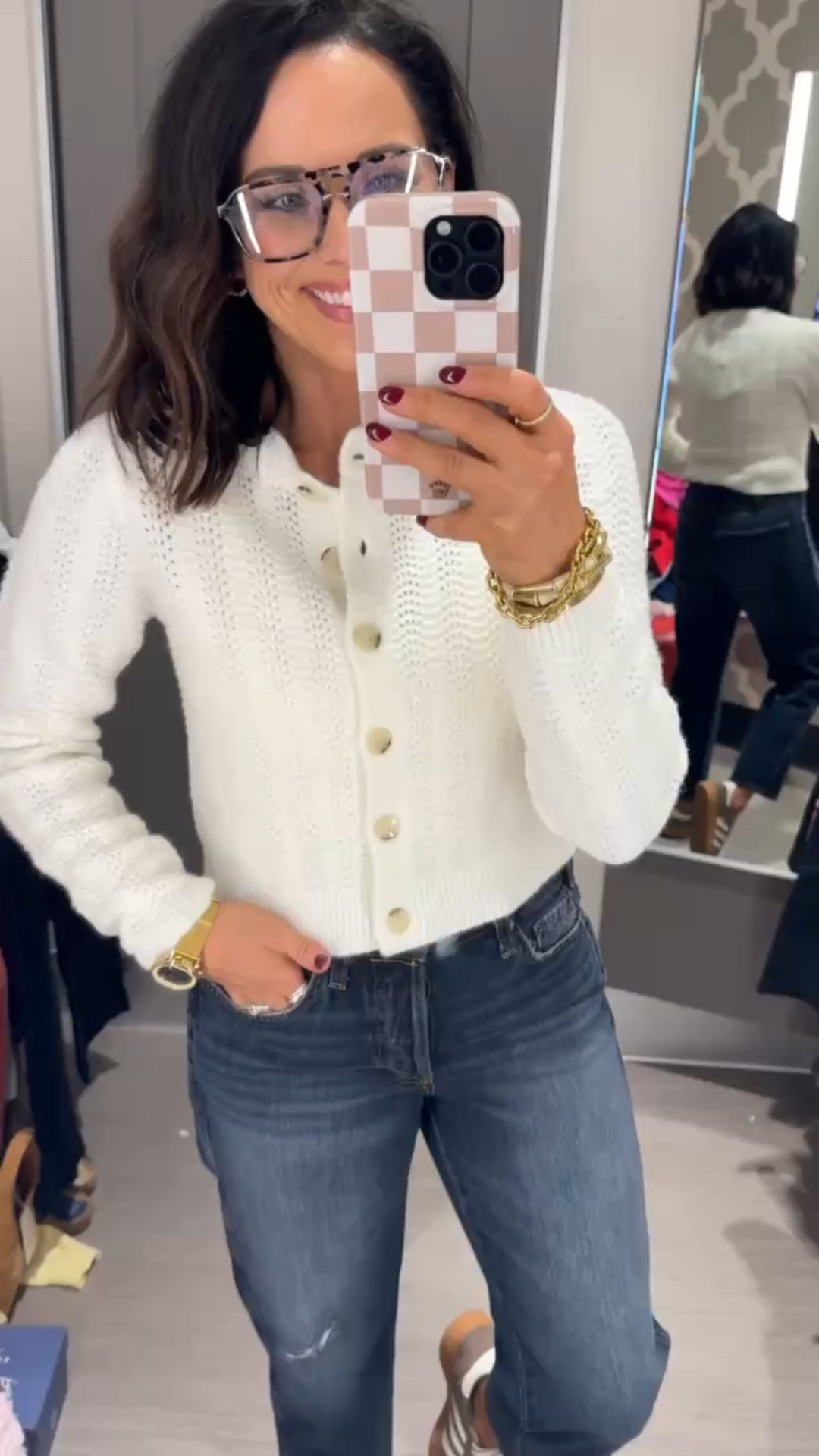 Loving this white cardigan! It's so soft and cozy for the colder weather! Perfect for causal date night mom outfit teacher everyday wear cute white cardigan cozy soft VintagePinkin 

#LTKmomlife #LTKPetite #LTKdayinmylife