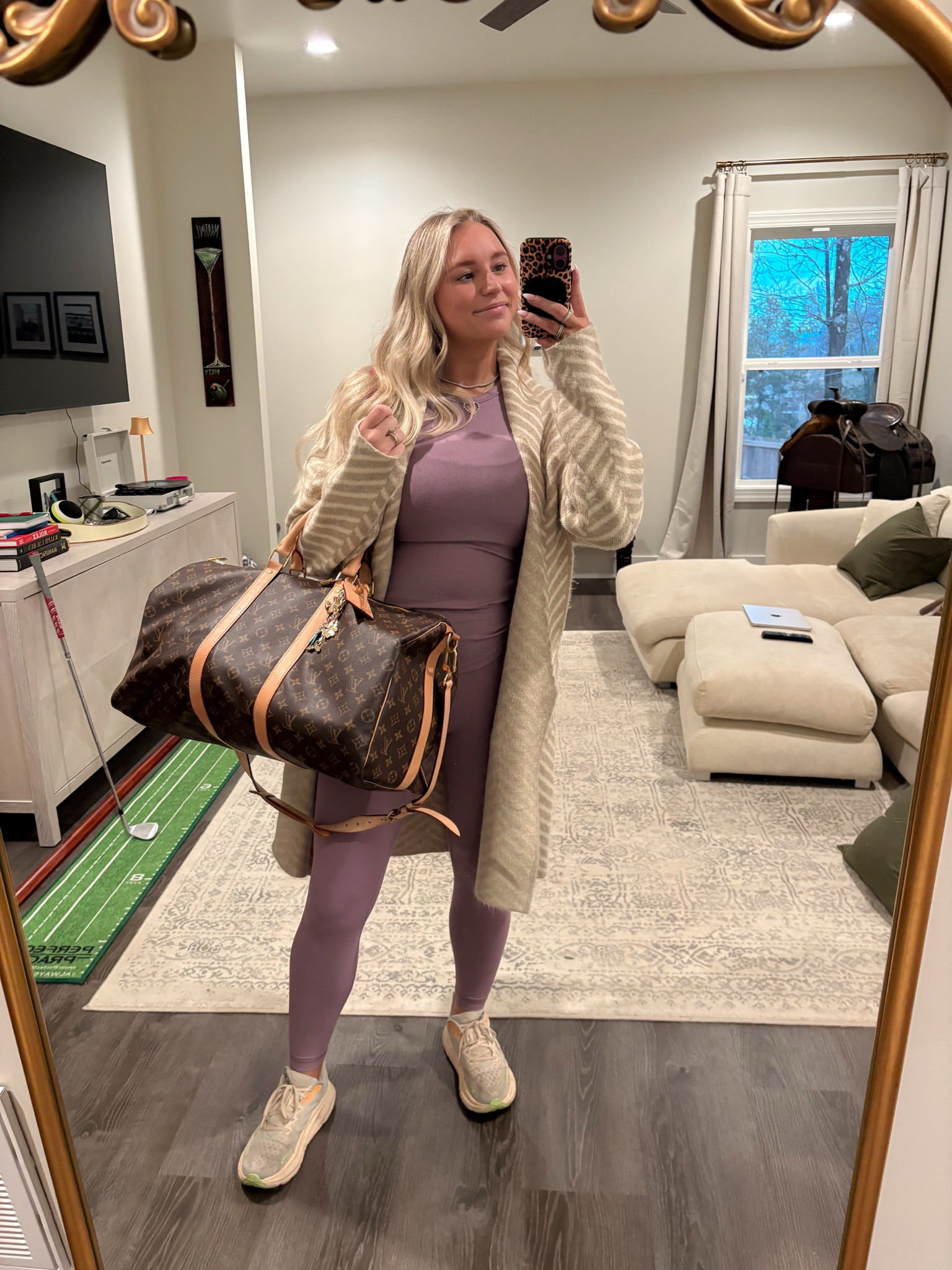 Size 6 in leggings, 6 in top 🫶🏼