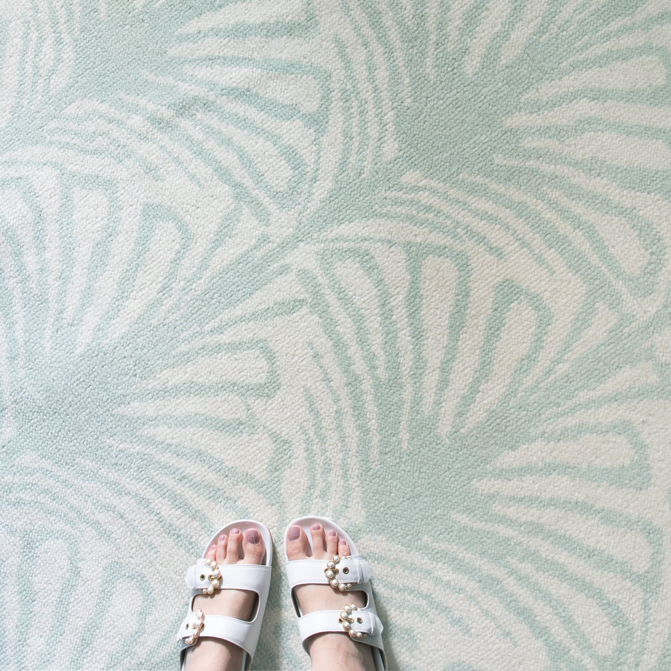 Art Deco Mint Hand-Woven Oushak Rug | Pepper