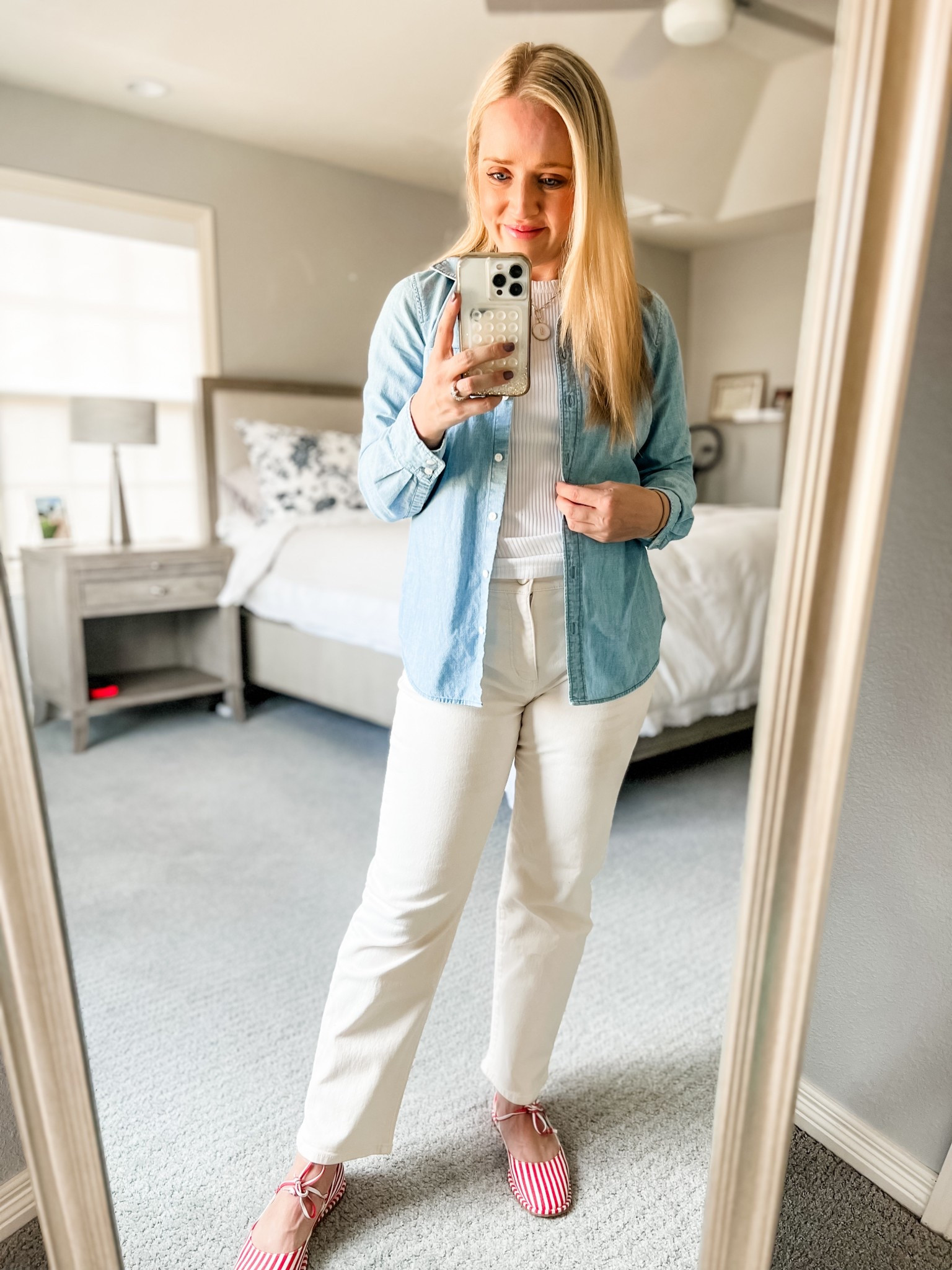 Casual spring outfit! Suggest a size up in these espadrille flats! 

Mom outfit, spring outfit, spring shoes, white jeans, petite jeans, weekday outfit 

#LTKSaleAlert #LTKPetite