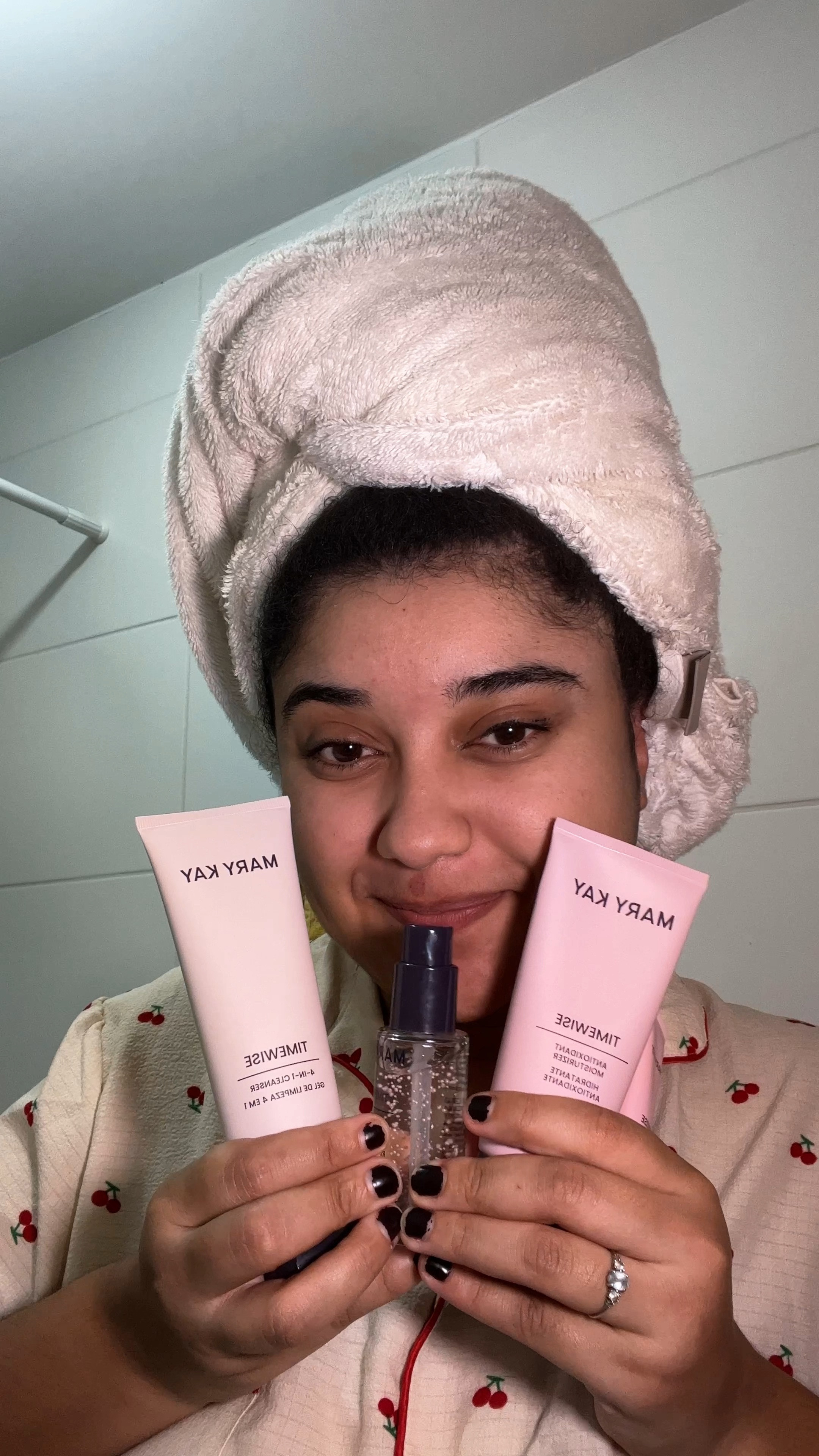 Sistema Avançado TimeWise® reforça a capacidade da pele de se manter na sua melhor versão por mais tempo, protegendo-a contra os radicais livres que causam envelhecimento precoce como raios UV, luz azul e poluição. 🧴✨🫶

#LTKguiadepresente #LTKbeleza #LTKbrasil