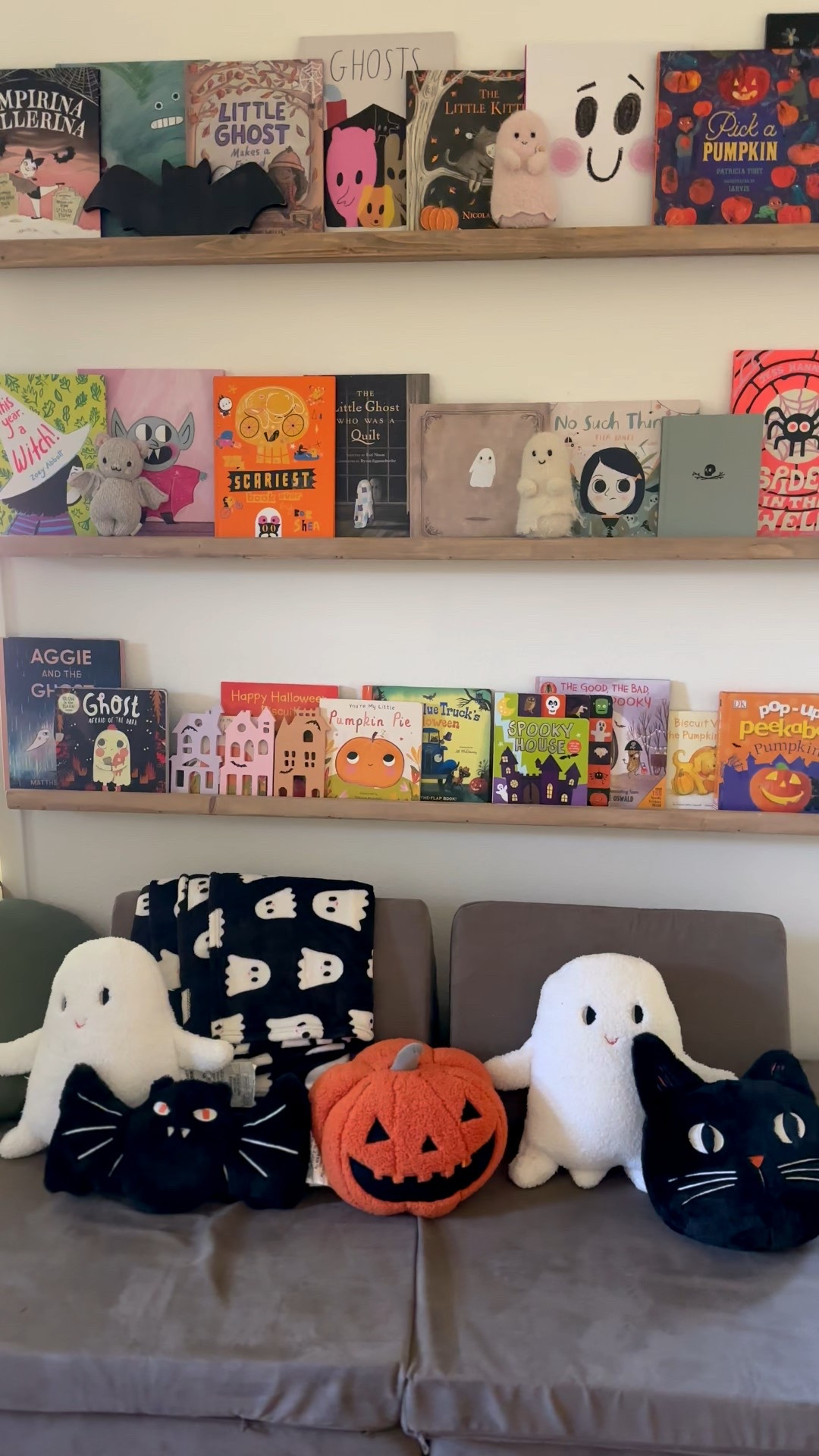 Welcome to our 2025
Halloween book shelf! 

#LTKSeasonal #LTKKids #LTKHalloween