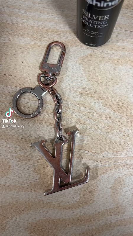 Got a silver piece that has tarnished? Here are the 2 products I used to get this LV keychain looking like new! 

#LTKitbag #LTKVideo #LTKfindsunder50