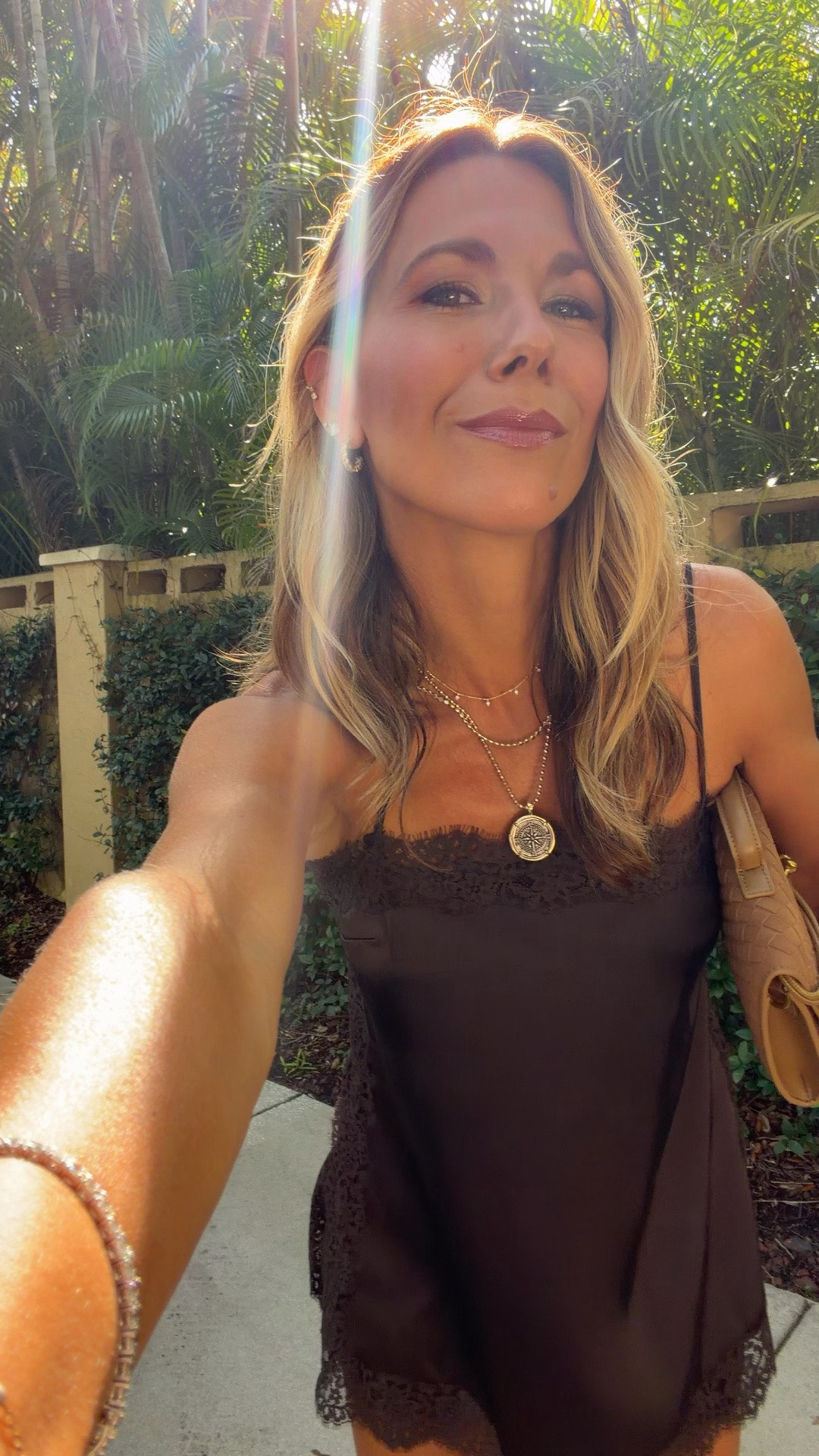 Loving this look with all these shades of brown 🤎. Outfit runs tts

#LTKdayinmylife #LTKootd #LTKSeasonal