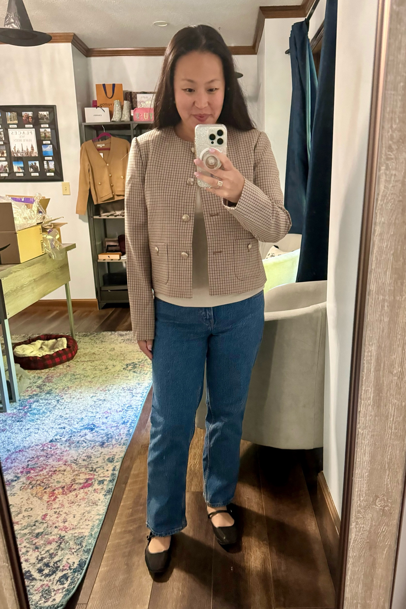 This plaid colorless jacket from Loft is super chic for fall! It pairs well with trousers, denim, or skirts. #fallfashion 

#LTKWorkwear #LTKStyleTip #LTKSaleAlert