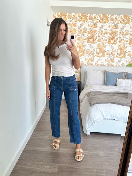 My simple & comfy outfit of the day! Jeans are on sale - wearing a size 28 and happy I didn’t size up!

#LTKstyletip #LTKSpringSale #LTKshoecrush