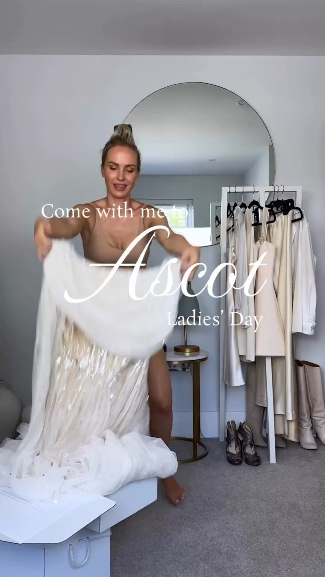 Come with me to Ladies’ Day at Ascot 🐎 

Ascot Thursday is one of the absolute highlights of my years. Ladies’ Day is a day of fashion, food, friends and of course - horses.

We were in the Veranda Restaurant in the Royal Enclosure, so the dress code is as strict as they come. But nothing a @needleandthreadlondon dress and a hat from @viviensheriff can’t handle. 

I was a little worried as my dress was quite a lot, and my hat wasn’t subtle either, that it easily could have been a bit much. 

So trying them both together the night before the event was a fingers crossed kind of moment. 

I always say that one of the reasons I moved to the UK from Sweden was because of the hats. 

Needle and Thread hosted a lovely sit-down lunch before the races started. It’s the perfect mix of air conditioning (it was a scorcher!) and the perfect view of the finish line. 

It was an absolute delight of a day and I walked away a few ponds up. 

#tessmontgomery #ascot #ascotladiesday #royalascot
