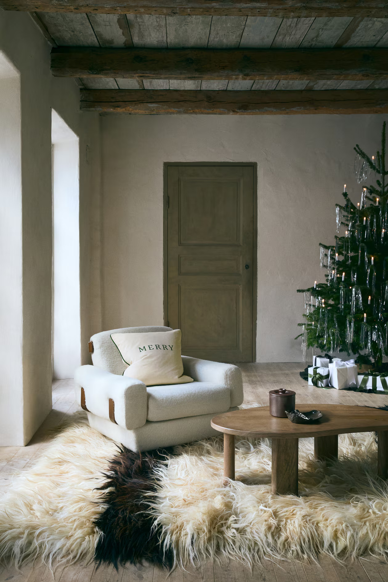 Printed cushion cover - Green/Merry - Home All | H&M GB | H&M (UK, MY, IN, SG, PH, TW, HK)