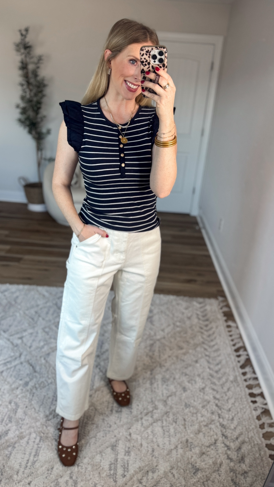 Weekend Walmart Wins try-on
Striped flutter sleeve Henley- small
White utility jeans- size down 

#LTKootd #LTKFindsUnder50