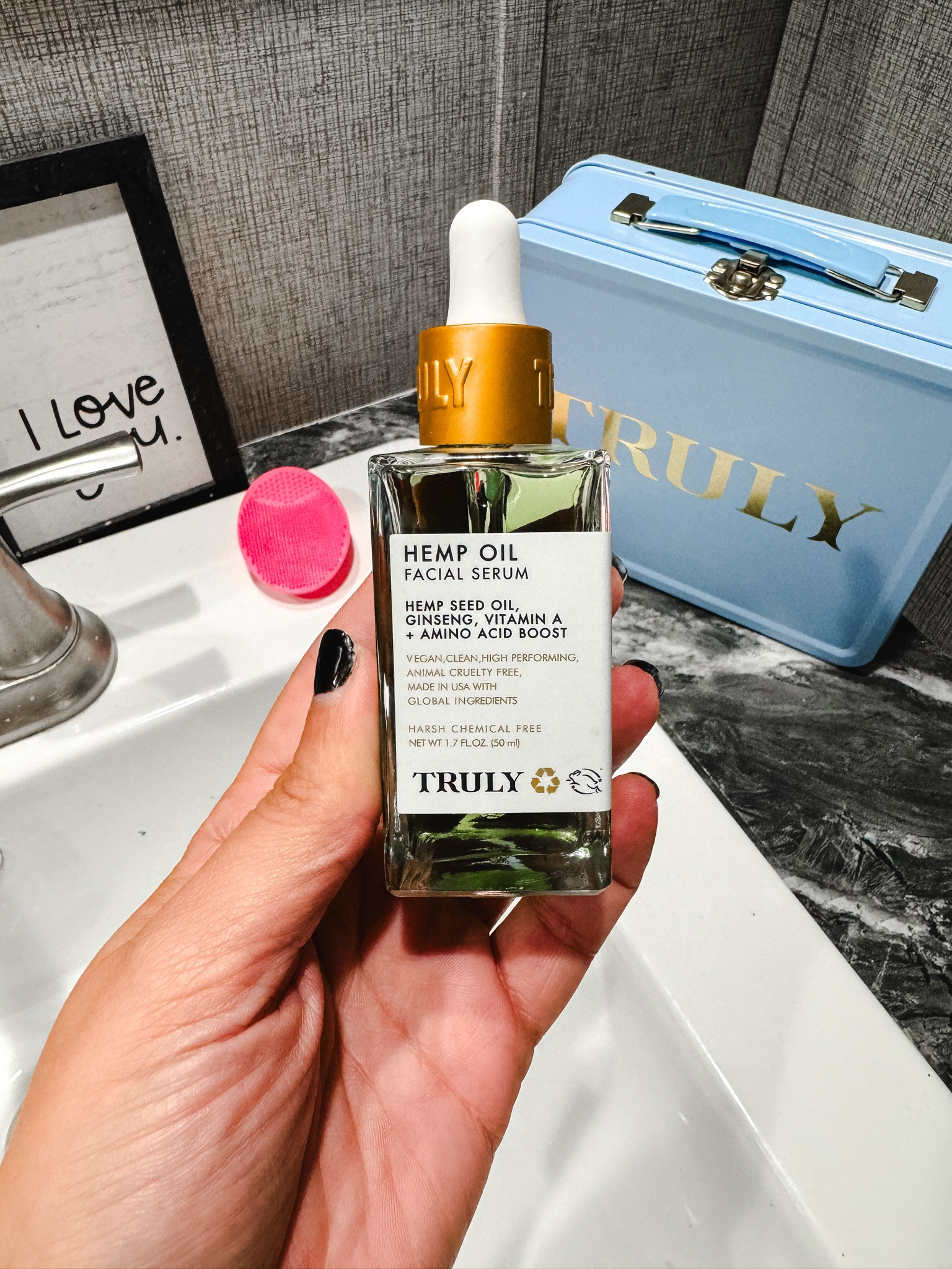 Picked up this Truly Beauty product to add to my favorite line for blemishes and acne! 

Beauty 
Skincare
Skincare routine
Facial oil

#LTKbeauty #LTKfindsunder50 #LTKSeasonal