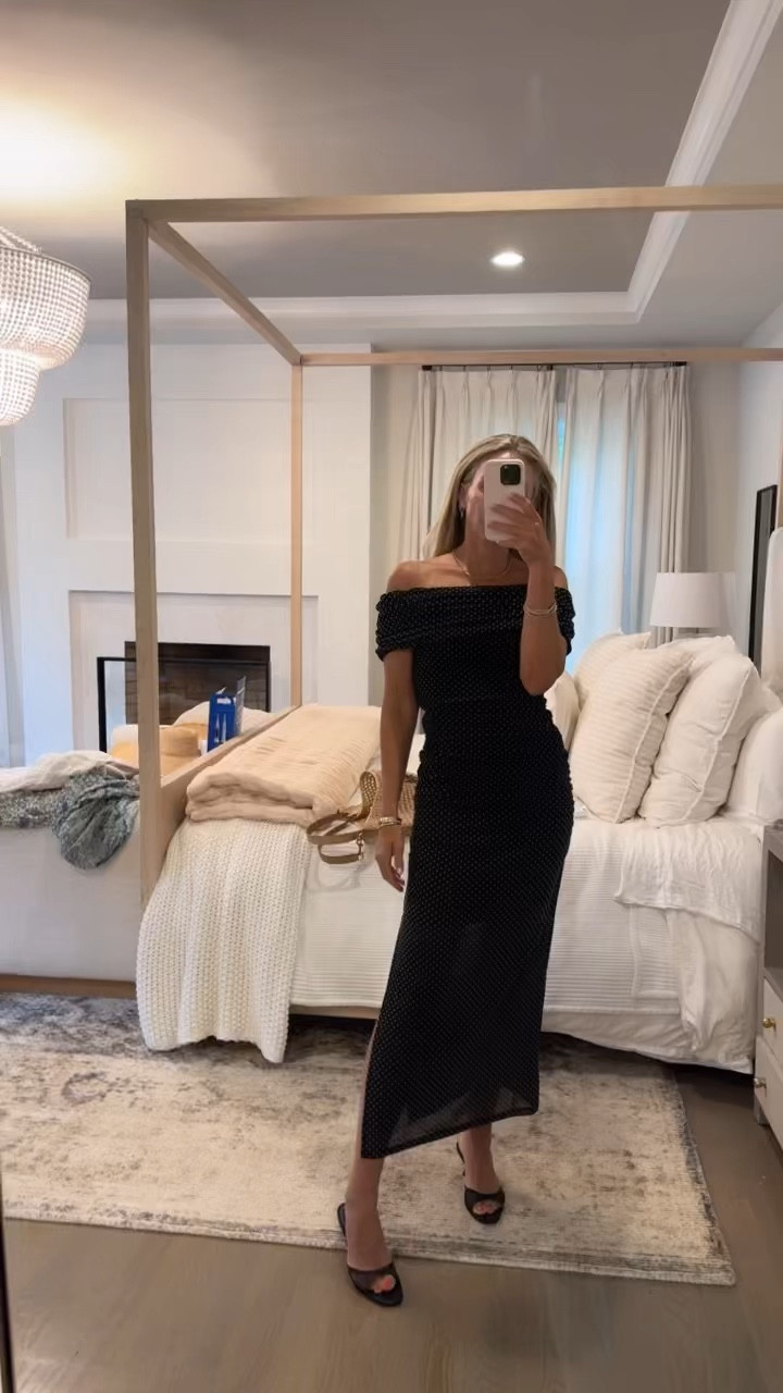 Off shoulder look for capri Italy 

#LTKTravel #LTKVideo #LTKStyleTip