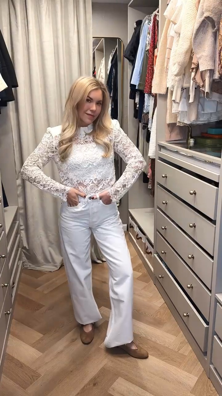 Perfect going into spring outfit 
White jeans
Agolde jeans 
Suede flats 
Lace top


#LTKdayinmylife #LTKSeasonal #LTKootd