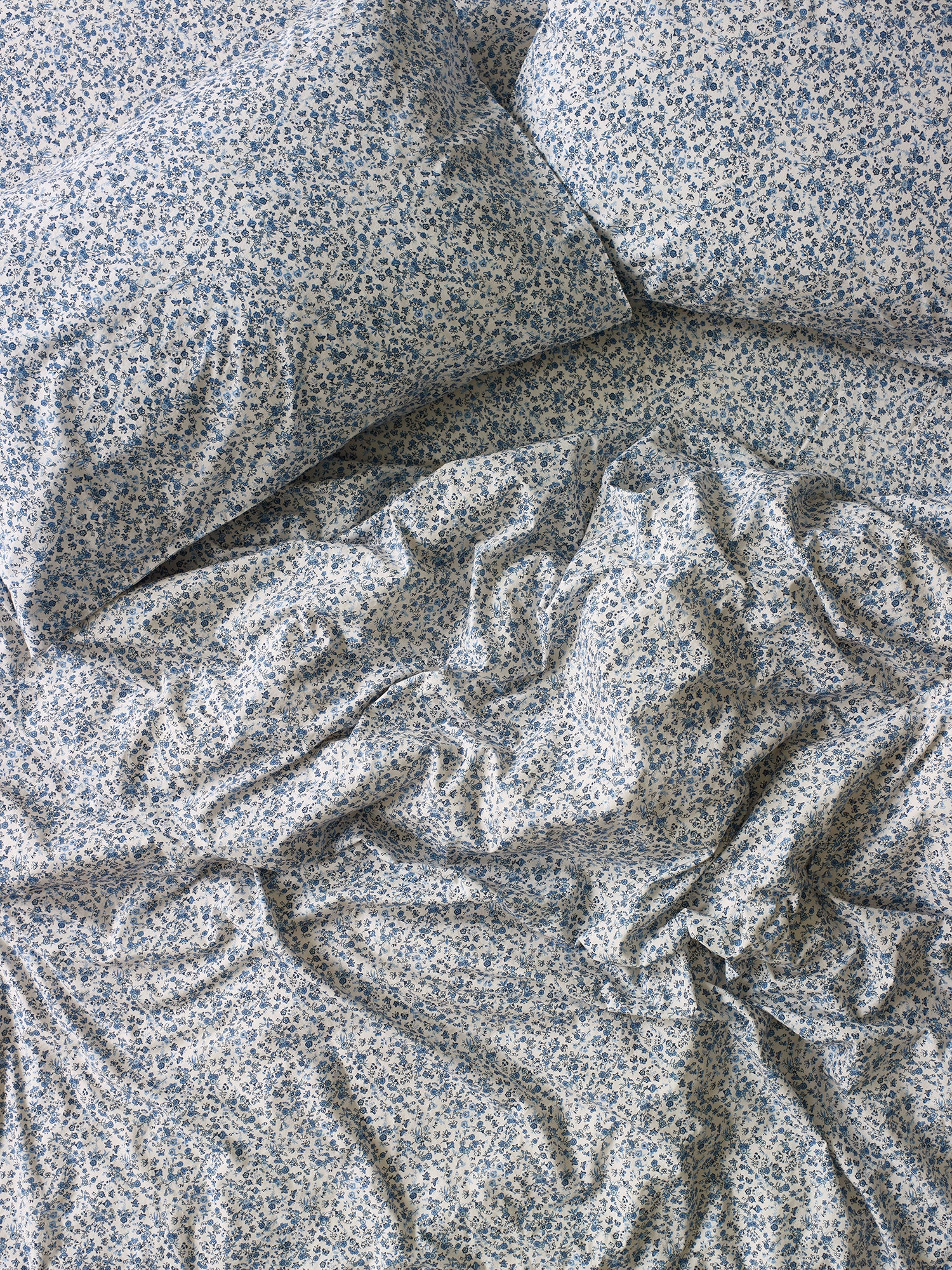 Blue Mini Meadow Cotton Duvet Cover | Piglet