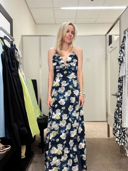 Floral wedding guest or cocktail dress. Adjustable straps that cross in the back, and a bust that holds you in- even though it doesn’t look like it. Also a flirty side slit we love. We’d add a clear heel! Runs tts. 

Also lining our favorite slimming undies! 

#LTKparties #LTKwedding #LTKover40