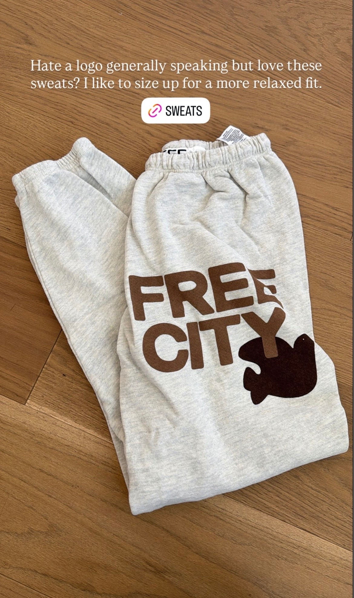 Hate a logo generally but love these sweats. I like to size up for an oversized fit

#LTKootd #LTKSeasonal #LTKmomlife