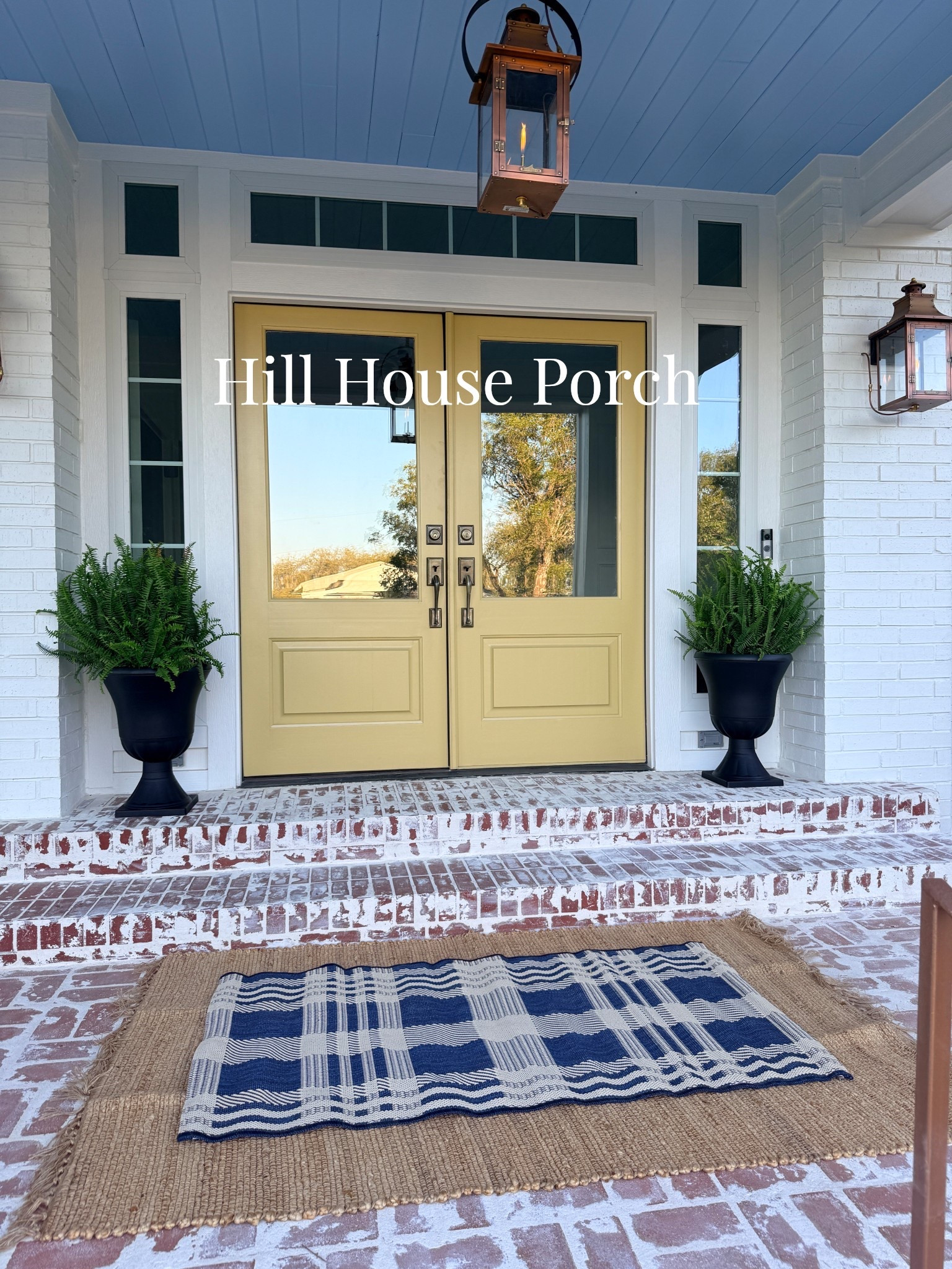 ’ve learned to let a space come together in layers…

grounding it with rugs, framing it with planters, and finishing it with something living.

Now this porch feels like an extension of home.

Everything is linked here to help you create your own version of this space.#LTKOutdoor #FrontPorchStyle #OutdoorLivingSpaces #LayeredHome #PorchRefresh #CollectedHome #SouthernStyleHome

#LTKHome