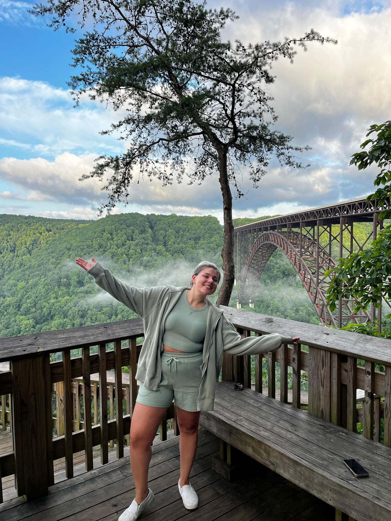 Roadtrip fit & rest stop photo op at the New River Gorge 

#LTKtravel #LTKFind #LTKcurves