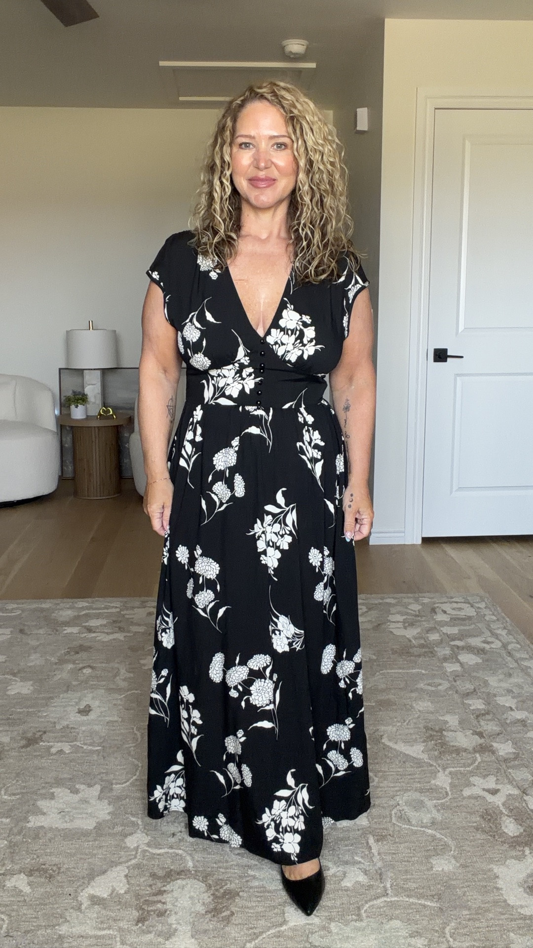Use code IRONMOM15 to save 15% on orders $65+ 
Use code IRONMOM20 to save 20% on orders $135+

Sized large in everything

#LTKMidsize #LTKPetite #LTKOver40