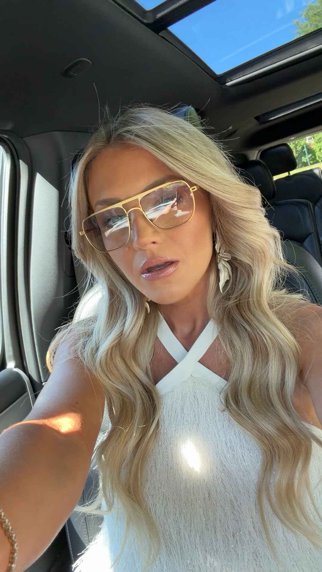 SO fun! Love these sunglasses

#LTKSeasonal