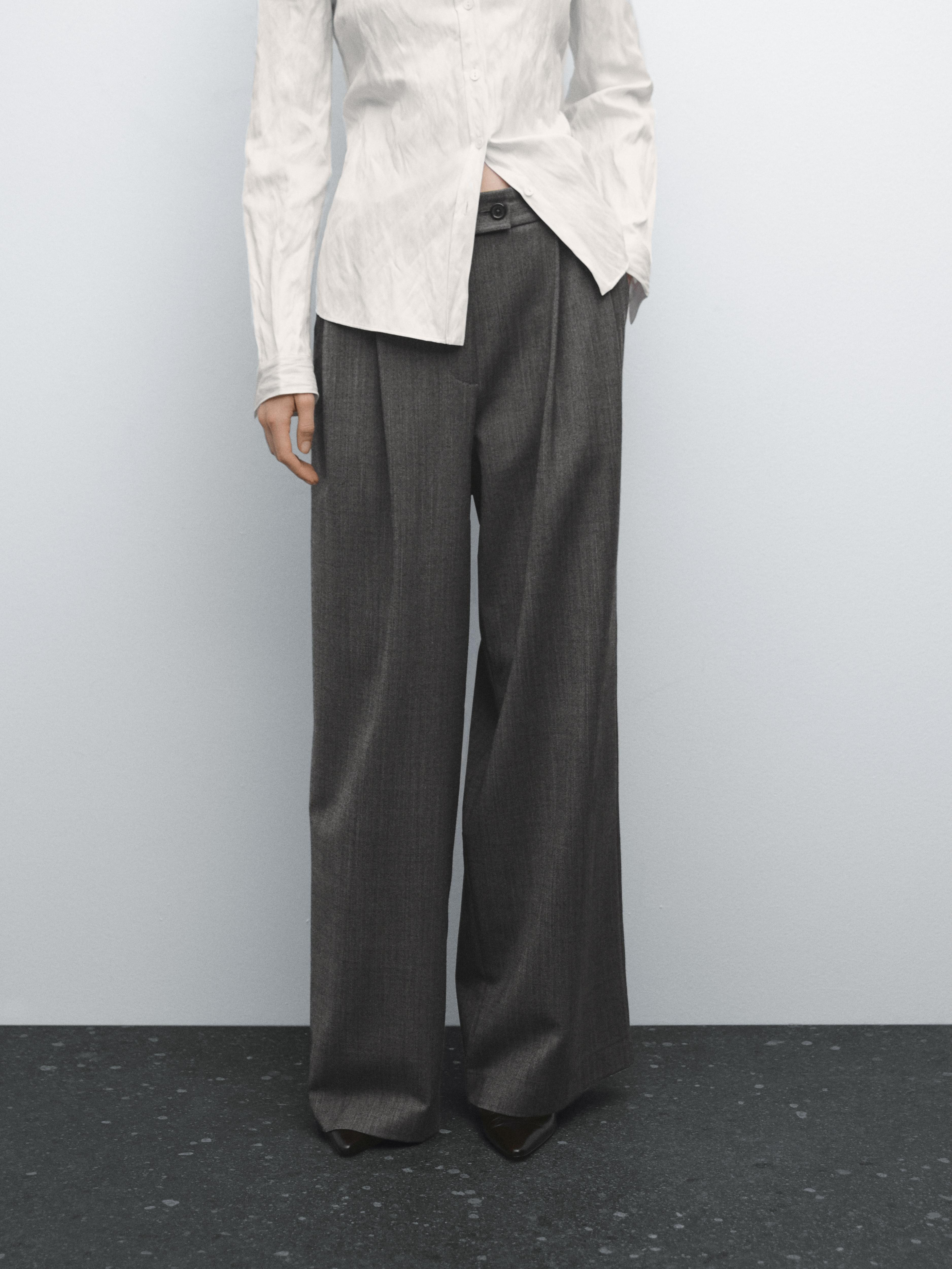 Wool blend trousers with double darts
    
 $160.00  Add to basket  SELECT SIZE | Massimo Dutti US