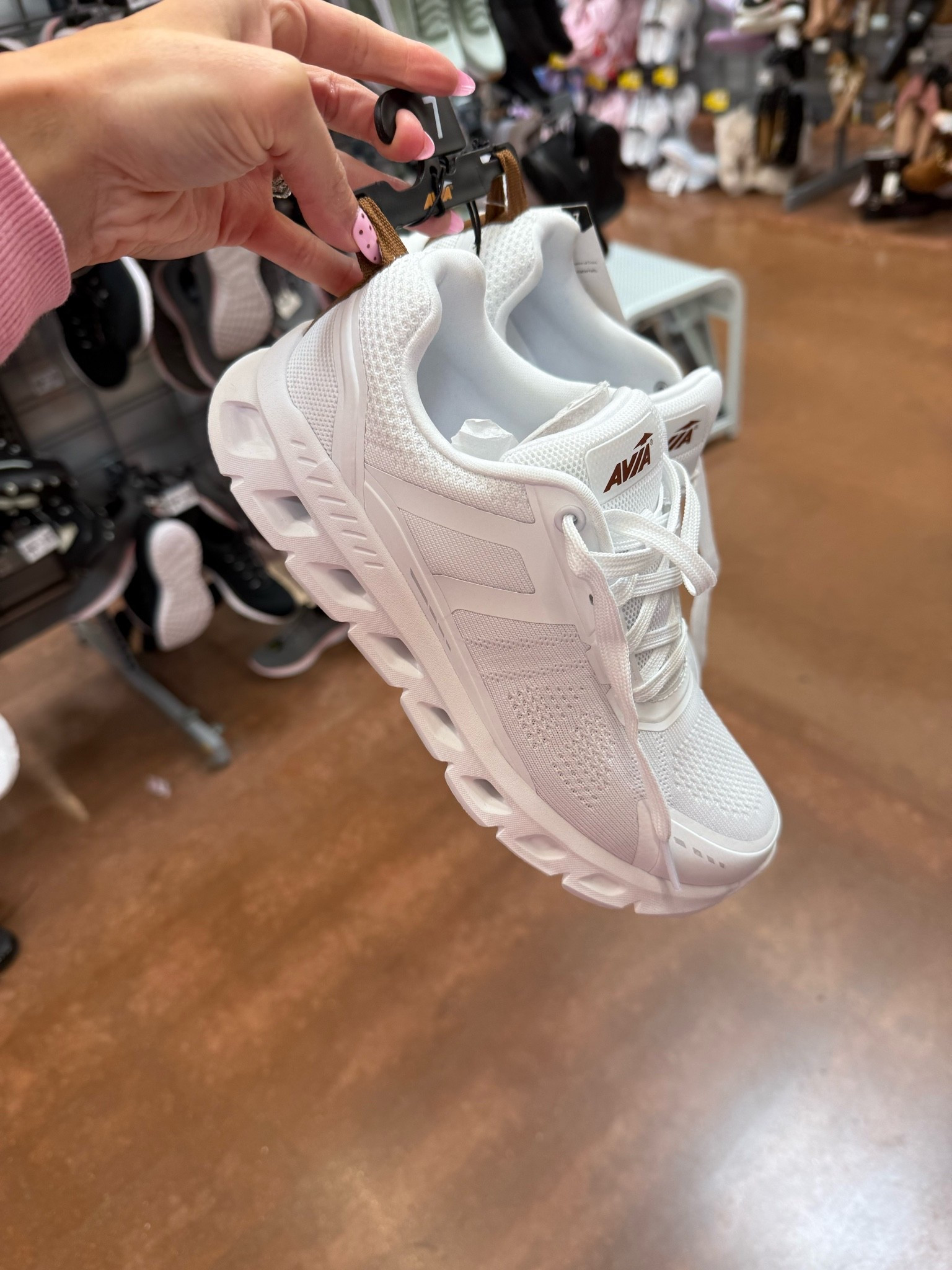 Cutest look for less- under $30!


On cloud, white shoes, sneakers, Walmart finds

#LTKActive #LTKfitnessgoals #LTKdayinmylife