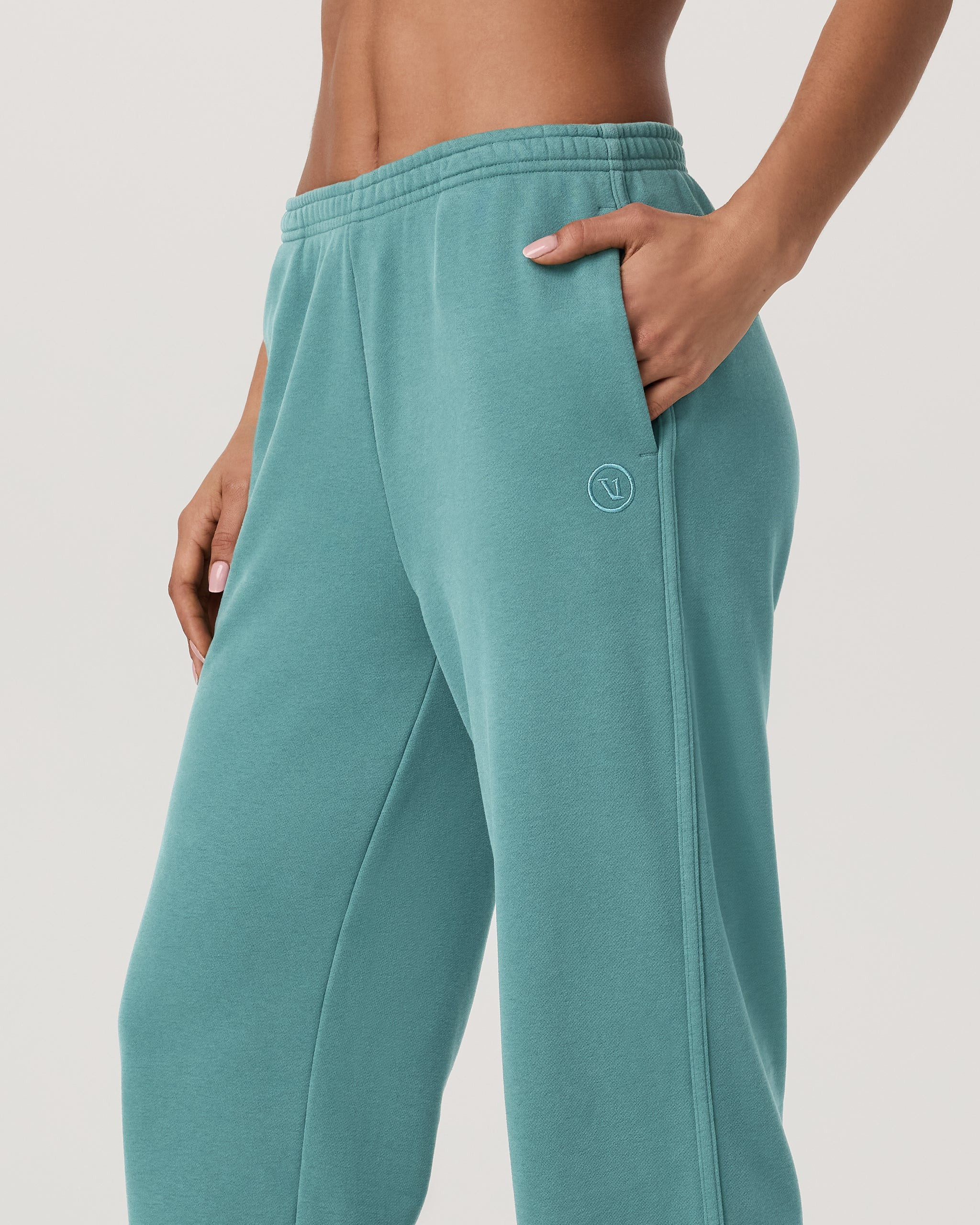 Sedona Straight Leg Sweatpant | Women's Bluegrass Pants | Vuori | Vuori Clothing (US & Canada)