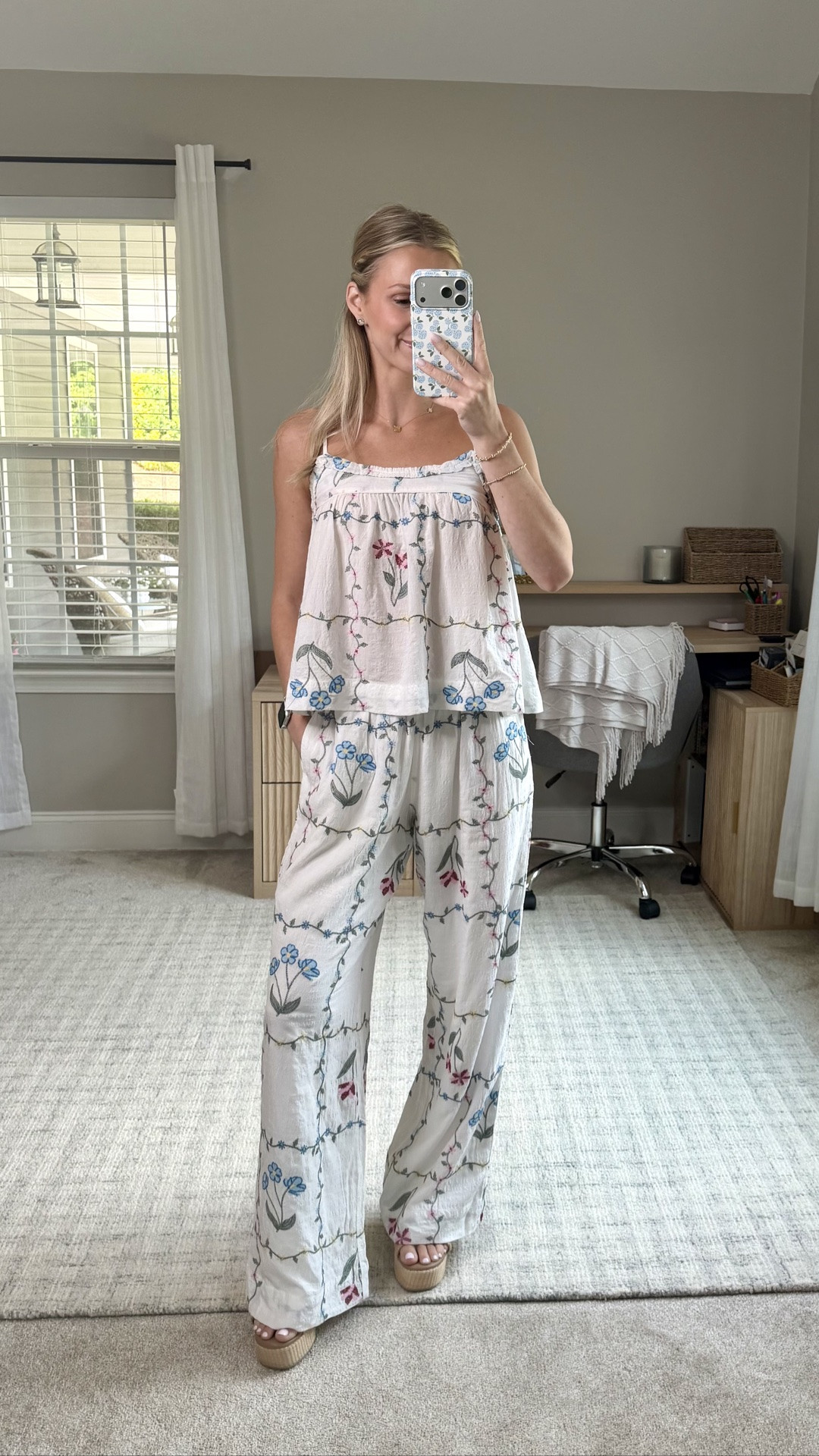 Recent find from @Target I’m obsessing over 🌺 I can’t get over the embroidery details on this matching set! Would be perfect for vacay as a casual outfit or even as a coverup! 

wearing an XS in the tank & sized down to an xxs in the pants! 

#matchingsets #summeroutfit #casualoutfit #vacayoutfit #coverup #resortwear #beachstyle #embroidery
#targetfinds #targetstyle

#LTKTravel