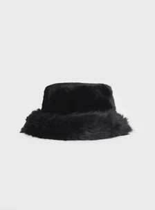 Avaah Fluffy Hat Black | Princess Polly AU