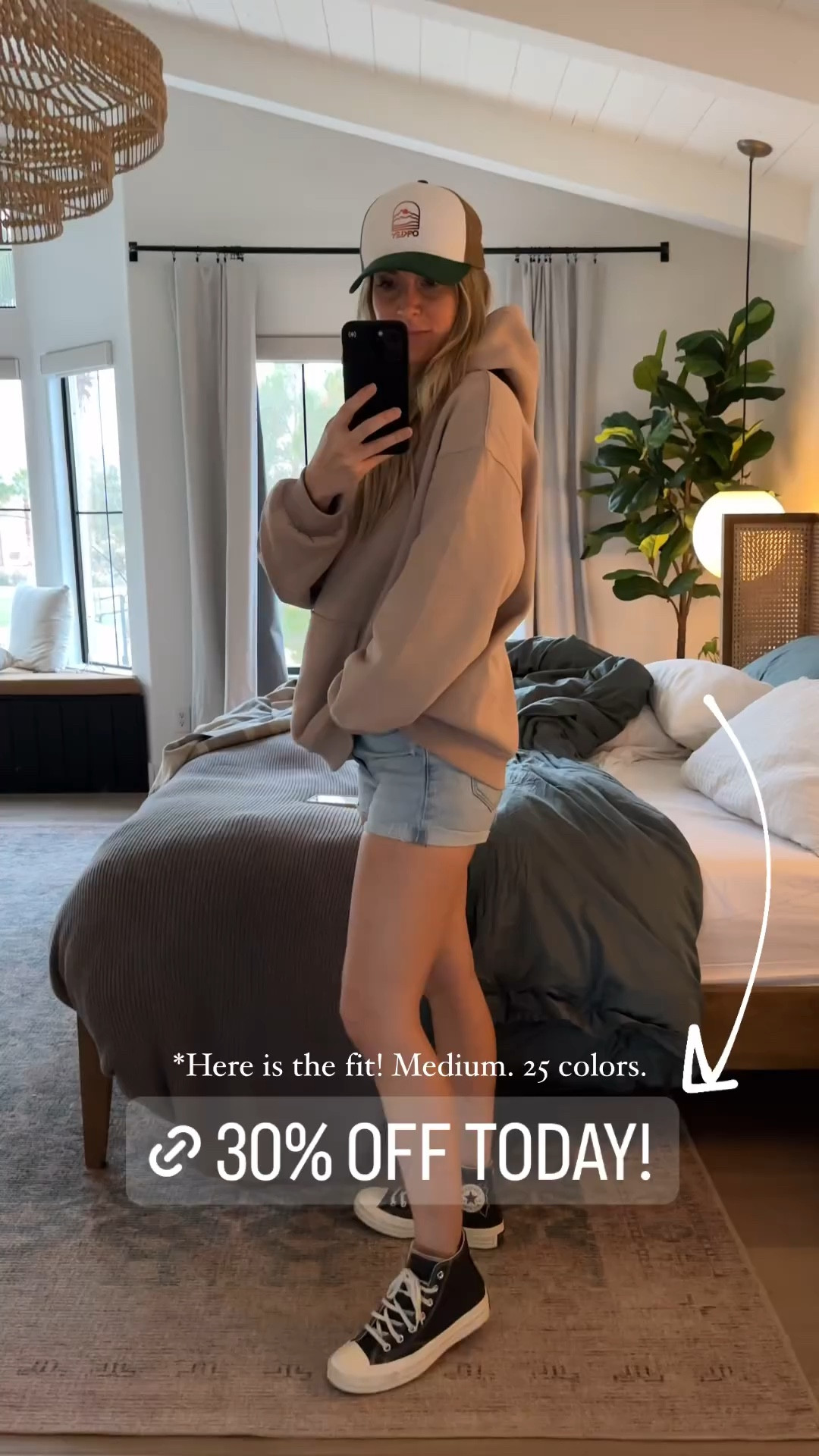 My new sweatshirt I’m loving from Amazon! 

#LTKfindsunder50 #LTKstyletip #LTKVideo